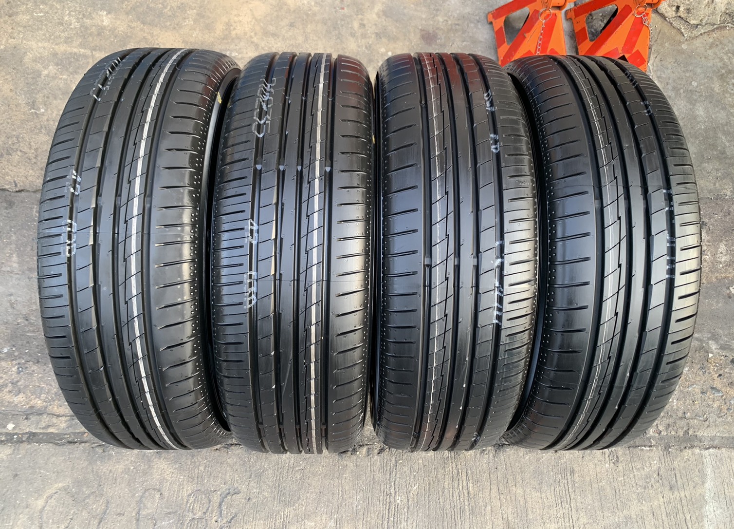 ล้อแม็กป้ายแดง Honda City Hatchback Turbo รุ่นใหม่ล่าสุด ขอบ 16 พร้อมยางใหม่ป้ายแดง 185-55-16 Yokohama ปี 21 ใหม่กริ๊บๆ ล้อแม็กป้ายแดง Honda City Hatchback Turbo รุ่นใหม่ล่าสุด ขอบ 16 พร้อมยางใหม่ป้ายแดง 185-55-16 Yokohama ปี 21 ใหม่กริ๊บๆ