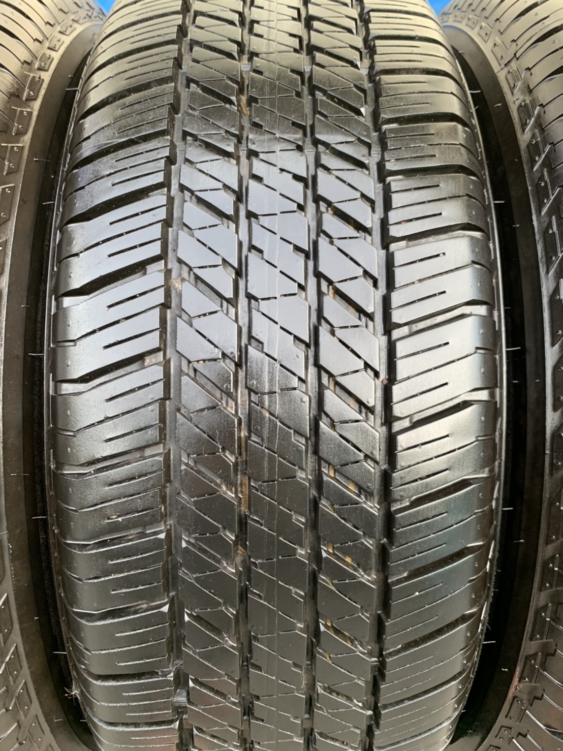 ล้อแม็กป้ายแดง Toyota Fortuner รุ่นใหม่ล่าสุด ขอบ18 สีไฮเปอร์ พร้อมยางป้ายแดง 265-60-18 Bridgestone ปลายปี 20 ล้อแม็กป้ายแดง Toyota Fortuner รุ่นใหม่ล่าสุด ขอบ18 สีไฮเปอร์ พร้อมยางป้ายแดง 265-60-18 Bridgestone ปลายปี 20