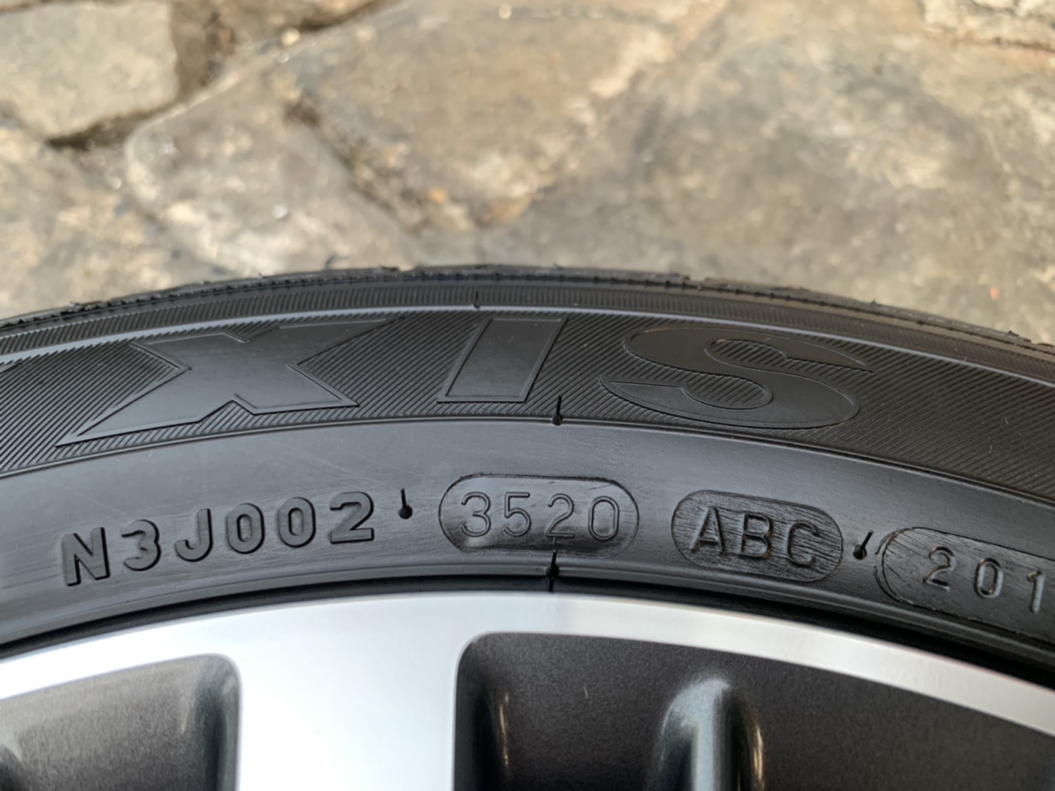 ล้อแม็กป้ายแดง Honda City รุ่นใหม่ล่าสุด ขอบ 15 ดำหน้าเงา พร้อมยางป้ายแดง 185-60-15 Maxxis ปี 20 ล้อแม็กป้ายแดง Honda City รุ่นใหม่ล่าสุด ขอบ 15 ดำหน้าเงา พร้อมยางป้ายแดง 185-60-15 Maxxis ปี 20