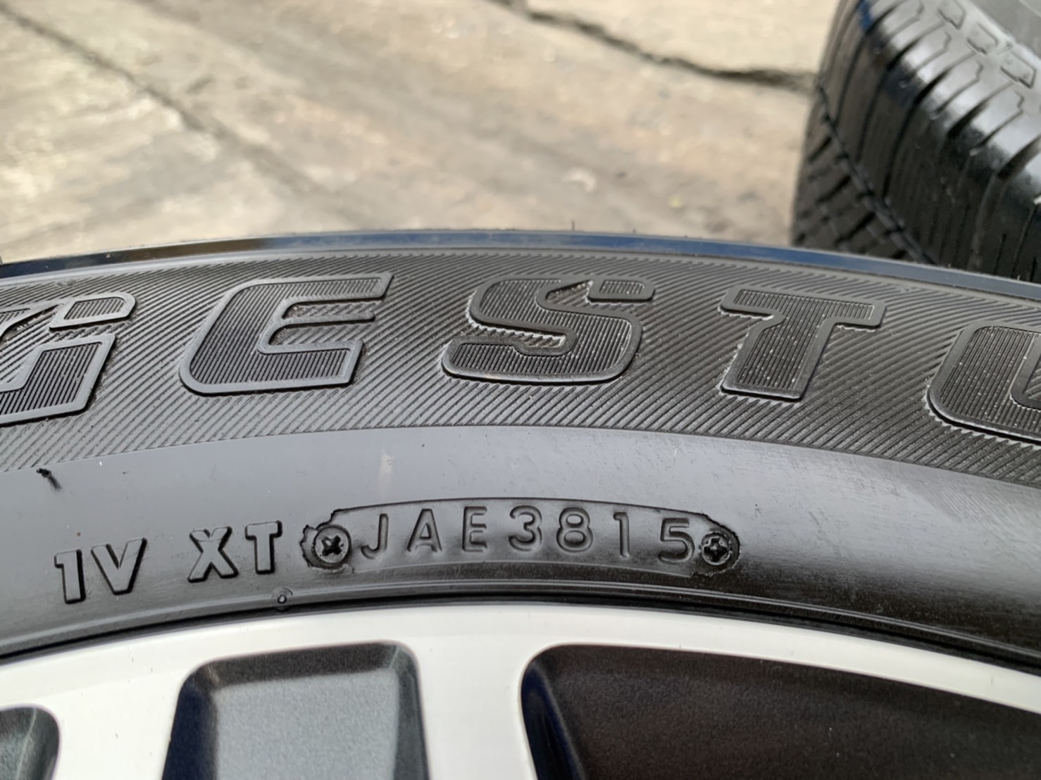 ล้อแม็ก Toyota Fortuner ขอบ 18 ดำหน้าเงา แถมยาง 265-60-18 Bridgestone ใส่กับ Toyota Fortuner, Revo, ล้อแม็ก Toyota Fortuner ขอบ 18 ดำหน้าเงา แถมยาง 265-60-18 Bridgestone ใส่กับ Toyota Fortuner, Revo,