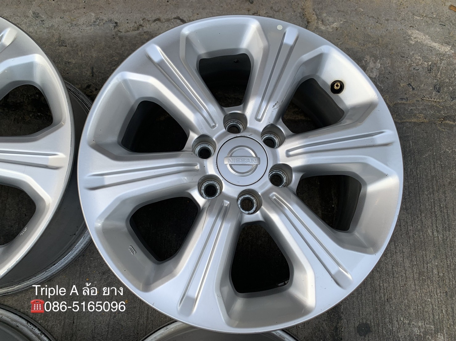ล้อแม็ก 6รู114 Nissan Navara NP300 ขอบ 16