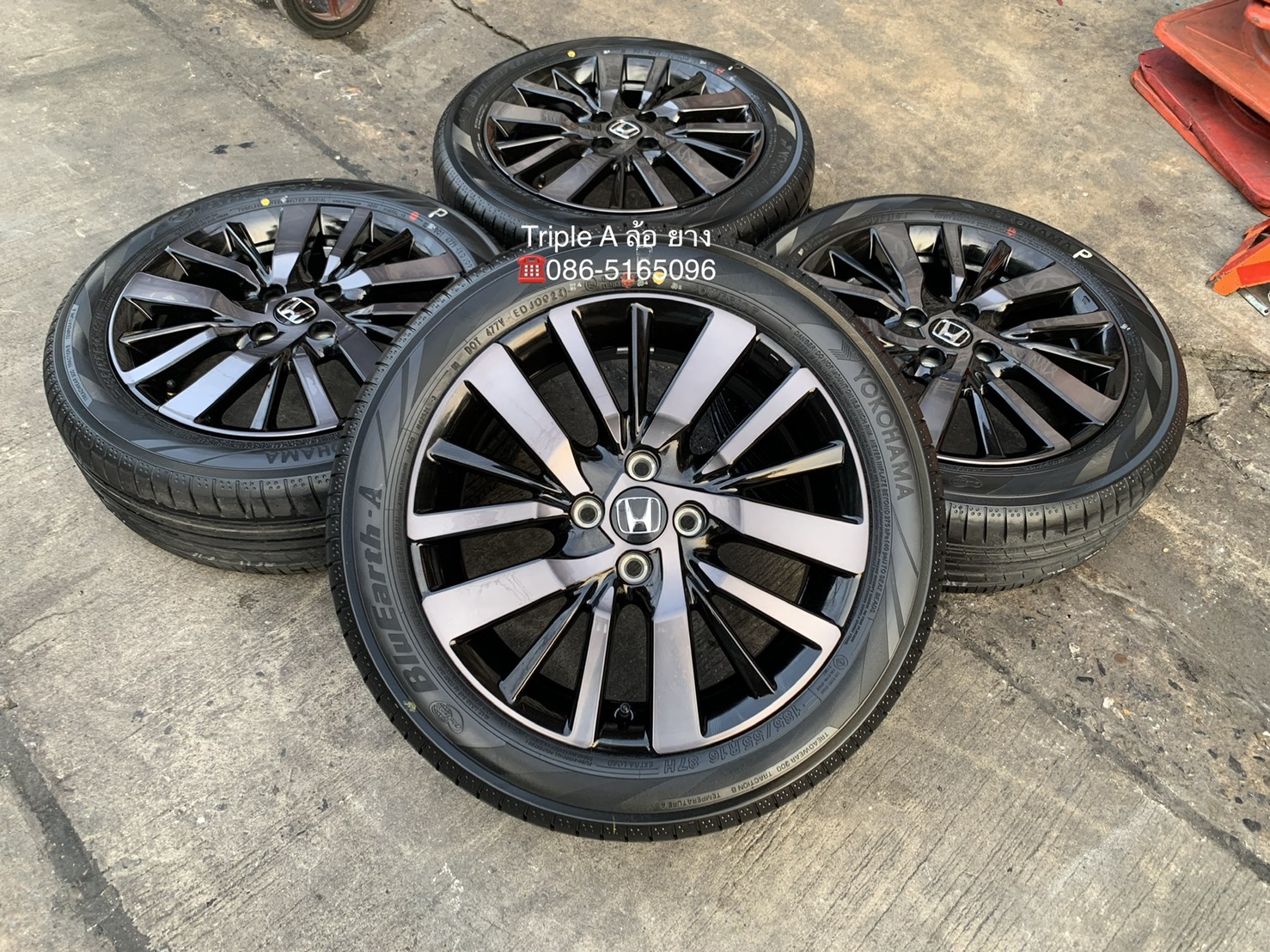 ล้อแม็กป้ายแดง Honda City Hatchback Turbo รุ่นใหม่ล่าสุด ขอบ 16 พร้อมยางใหม่ป้ายแดง 185-55-16 Yokohama ปี 21 ใหม่กริ๊บๆ