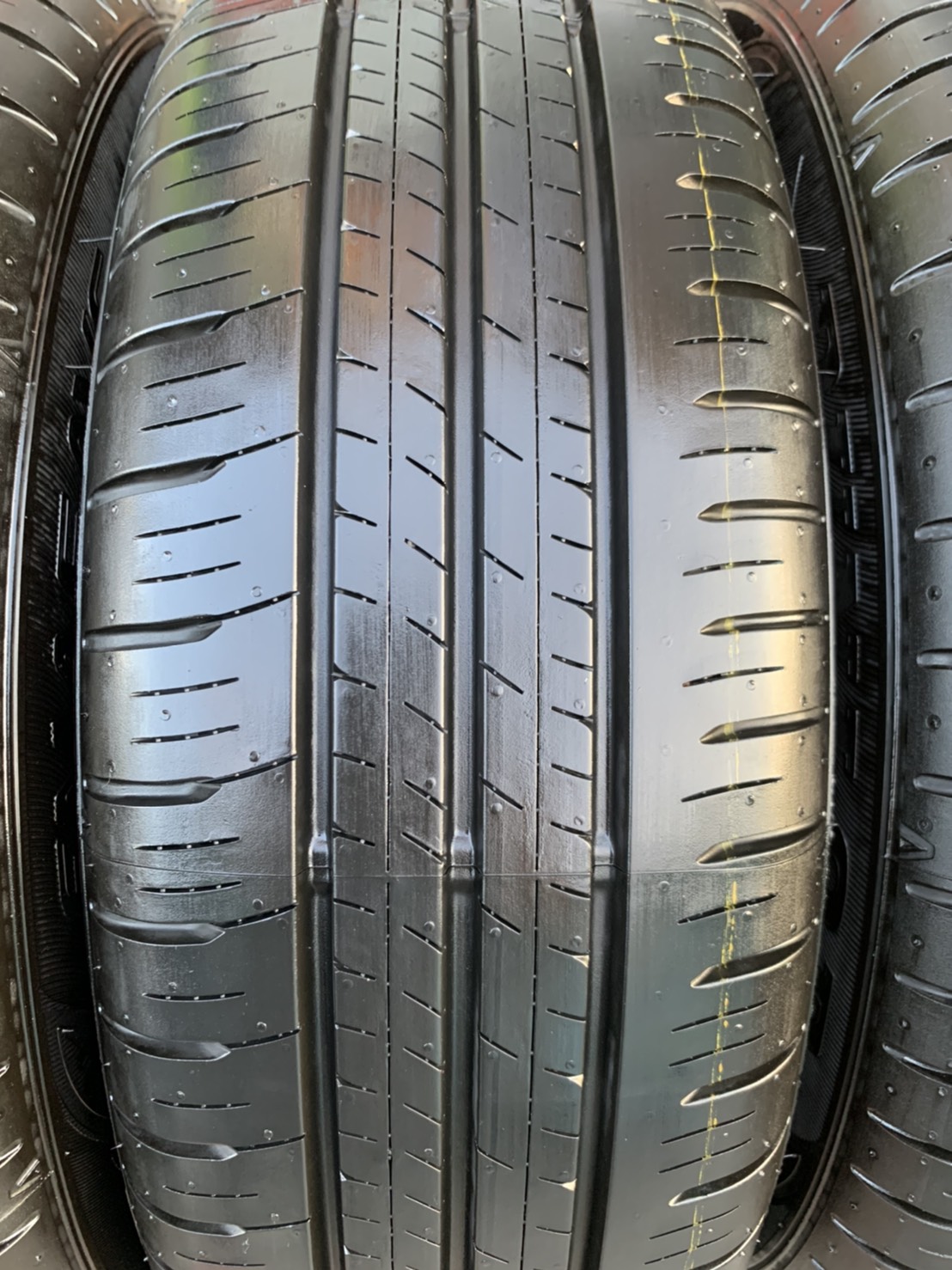 ล้อแม็กป้ายแดง Toyota Yaris Ativ รุ่นใหม่ล่าสุด ขอบ 15 พร้อมยางป้ายแดง 185-60-15 Dunlop ปลายปี 20 สว