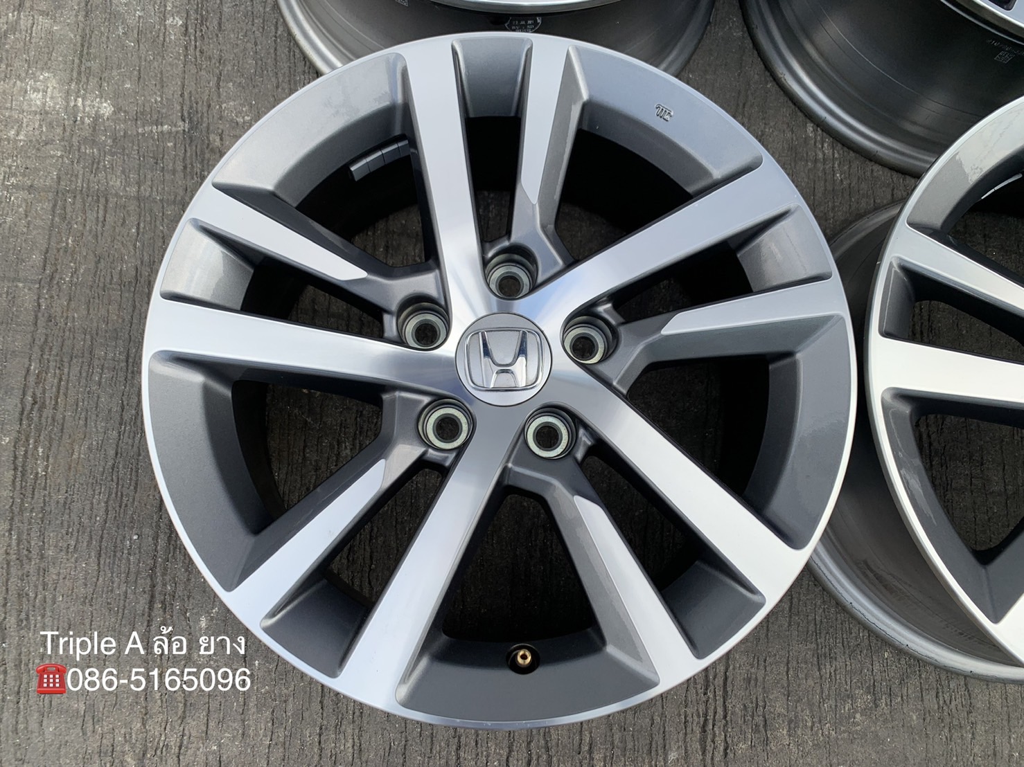 ล้อแม็กป้ายแดง All New Honda Civic FE รุ่นใหม่ล่าสุด ขอบ 16 สีเทาหน้าเงา ล้อแม็กป้ายแดง All New Honda Civic FE รุ่นใหม่ล่าสุด ขอบ 16 สีเทาหน้าเงา