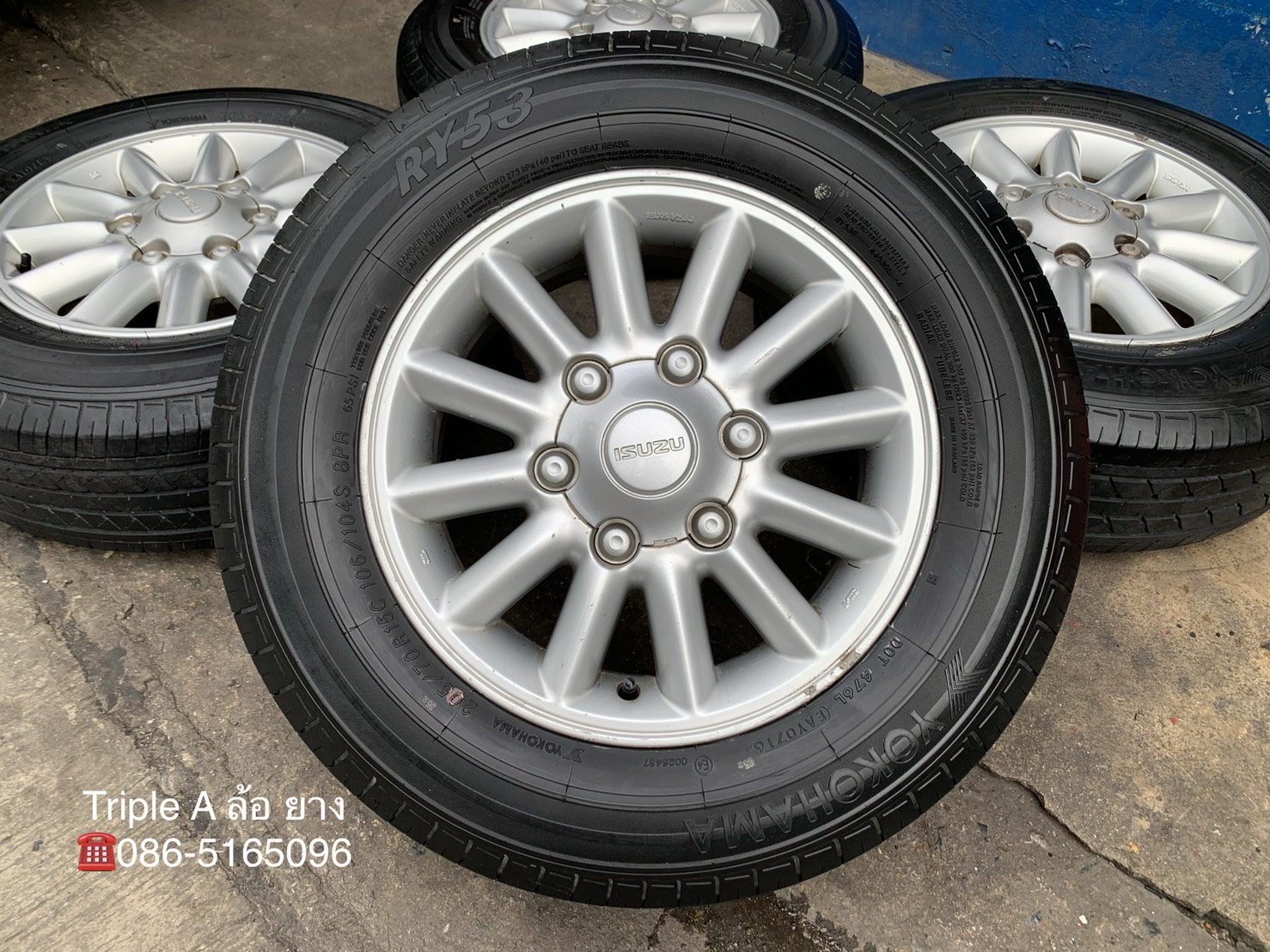 ล้อแม็ก ISUZU D-Max ขอบ 15 พร้อมยาง 205-70-15 Yokohama ปี 16 ล้อแม็ก ISUZU D-Max ขอบ 15 พร้อมยาง 205-70-15 Yokohama ปี 16