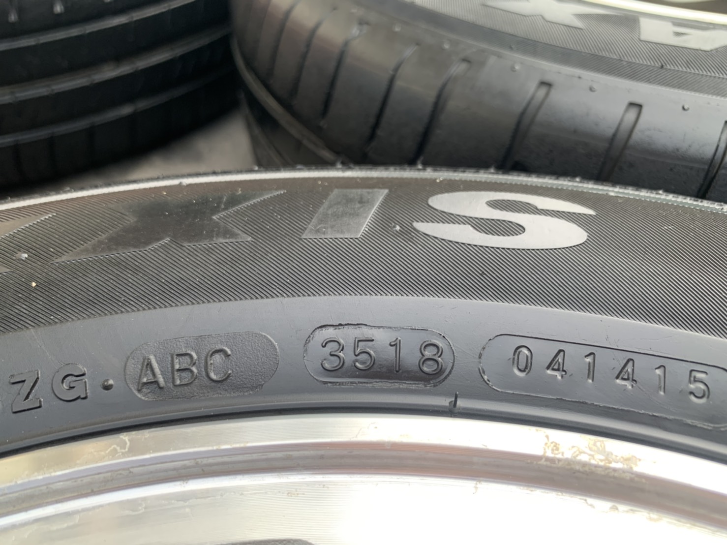 ล้อแม็ก 5รู114 Honda Civic FD ขอบ 15 สีบอร์นหน้าเงา พร้อมยาง 195-65-15 Maxxis ปี 18 ล้อแม็ก 5รู114 Honda Civic FD ขอบ 15 สีบอร์นหน้าเงา พร้อมยาง 195-65-15 Maxxis ปี 18