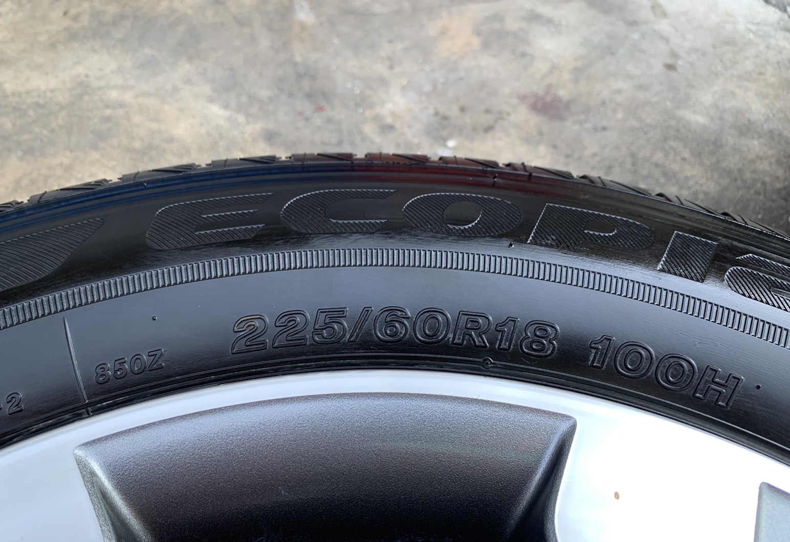 ล้อแม็ก 5รู114 Honda CRV G4 ขอบ 18 สีเทาปัดเงา พร้อมยาง 225-60-18 Bridgestone ปี 18