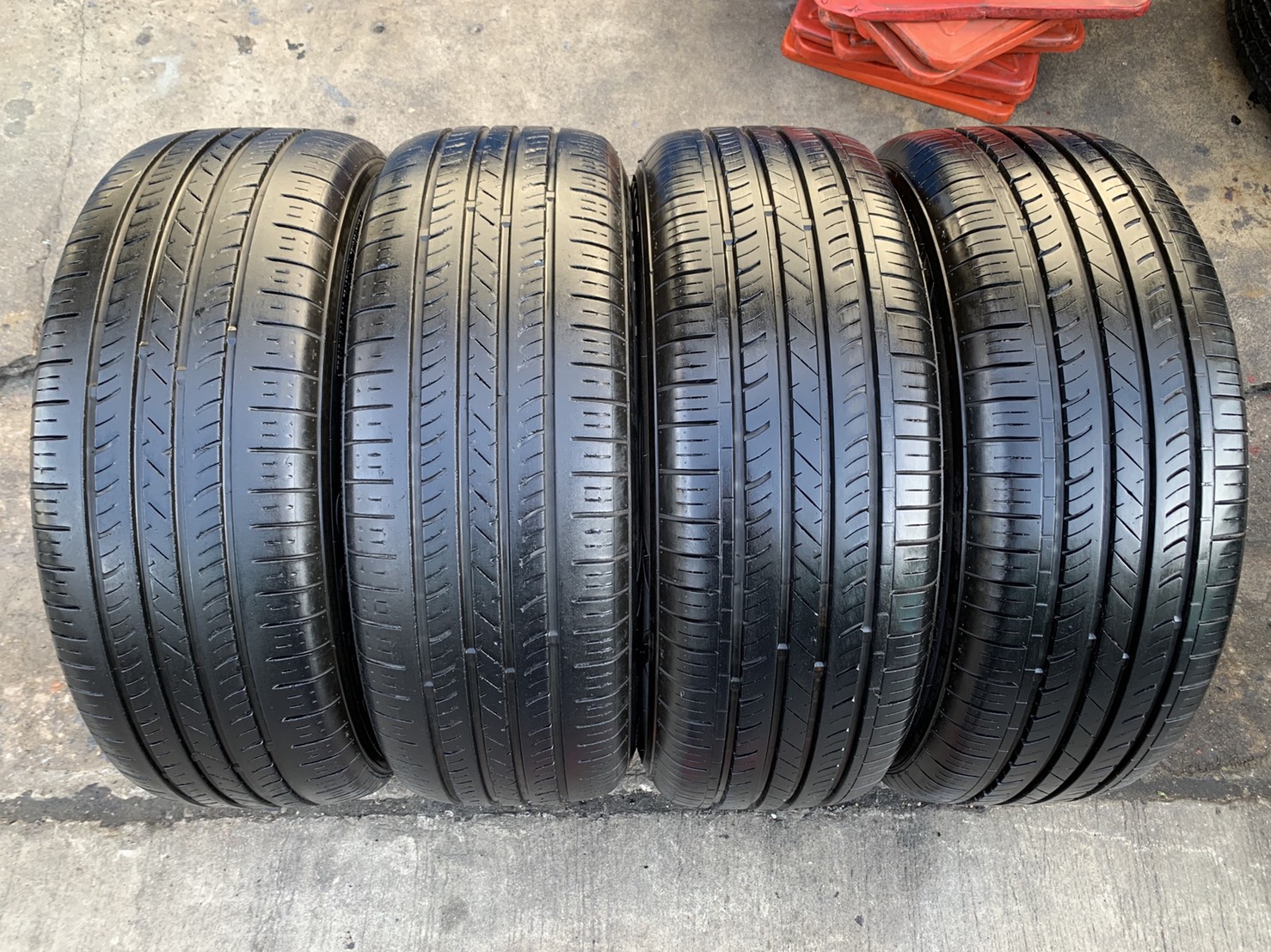 ล้อแม็ก Toyota Camry Hibrid ขอบ 16 พร้อมยาง 215-60-16 ATLAS ปี 18 ล้อแม็ก Toyota Camry Hibrid ขอบ 16 พร้อมยาง 215-60-16 ATLAS ปี 18