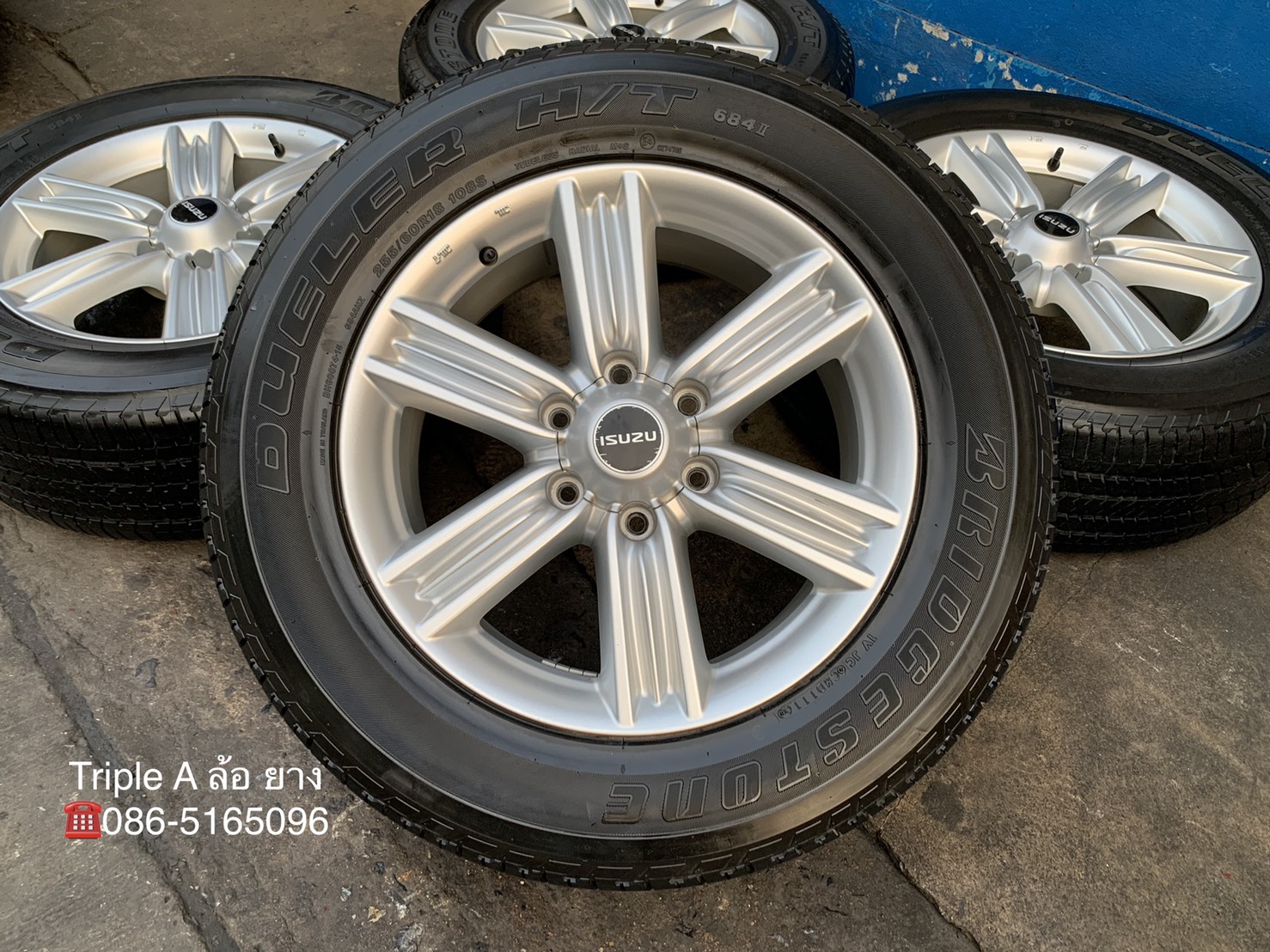 ล้อแม็ก ISUZU D-MAX Blue Power ขอบ 18 พร้อมยาง 255-60-18 Bridgestone ปี 16 ล้อแม็ก ISUZU D-MAX Blue Power ขอบ 18 พร้อมยาง 255-60-18 Bridgestone ปี 16