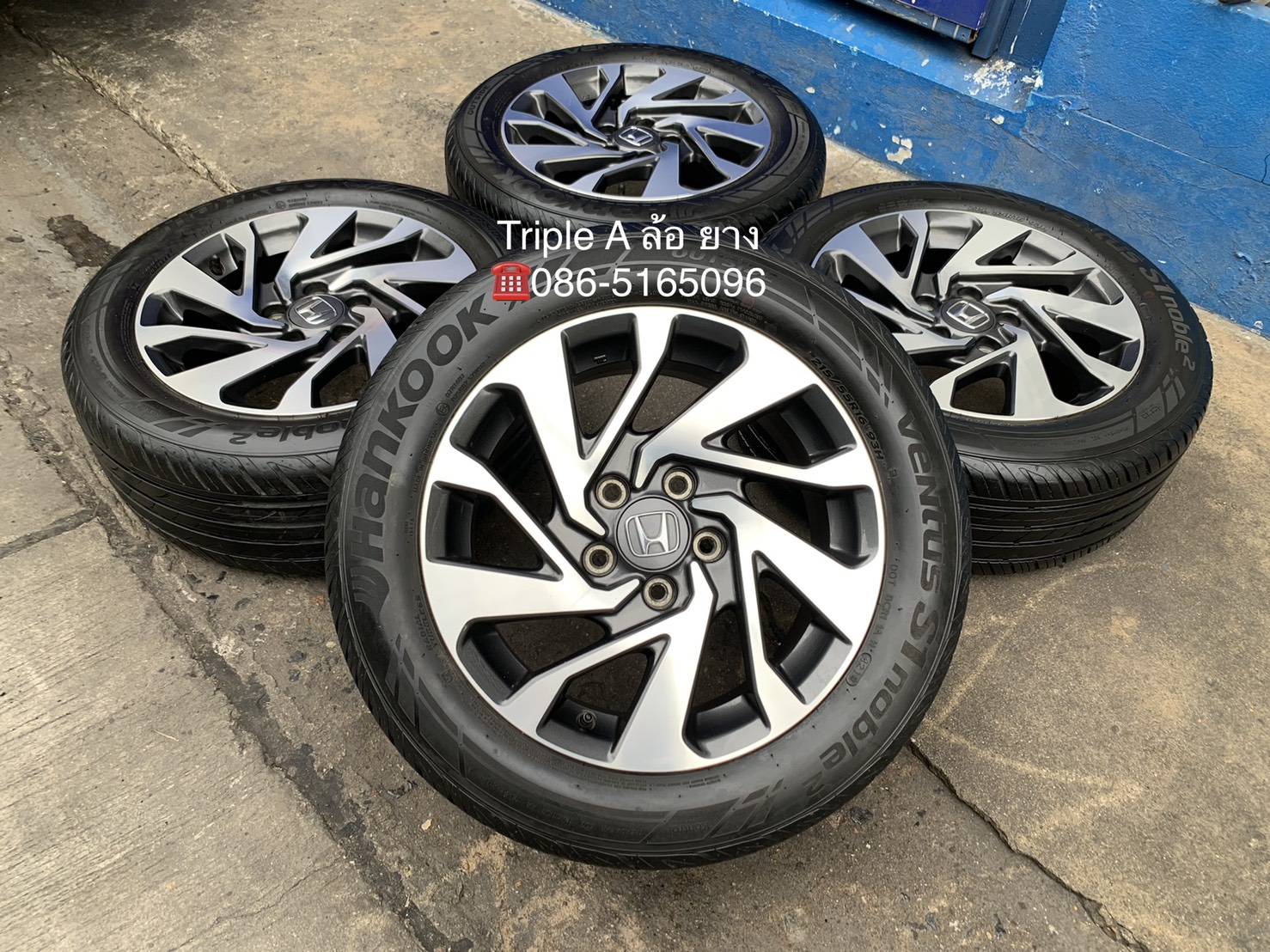 ล้อแม็ก Honda Civic FC ขอบ 16 สีเทาหน้าเงา พร้อมยาง 215-55-16 Hankook ปลายปี 18