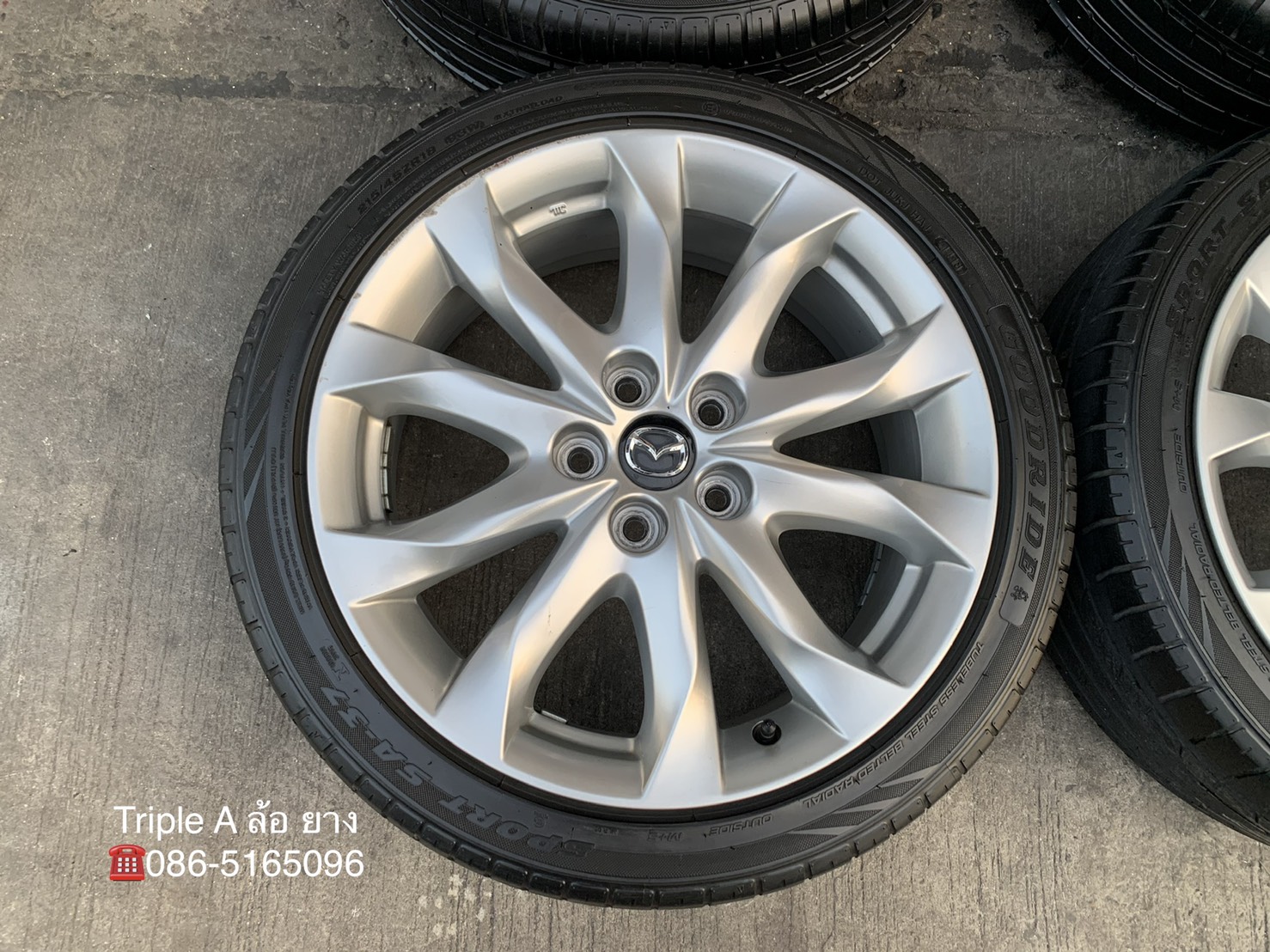 ล้อแม็ก Mazda 3 ขอบ 18 สีบอร์น พร้อมยาง 215-45-18 GOODRIDE ปี 18 ล้อแม็ก Mazda 3 ขอบ 18 สีบอร์น พร้อมยาง 215-45-18 GOODRIDE ปี 18