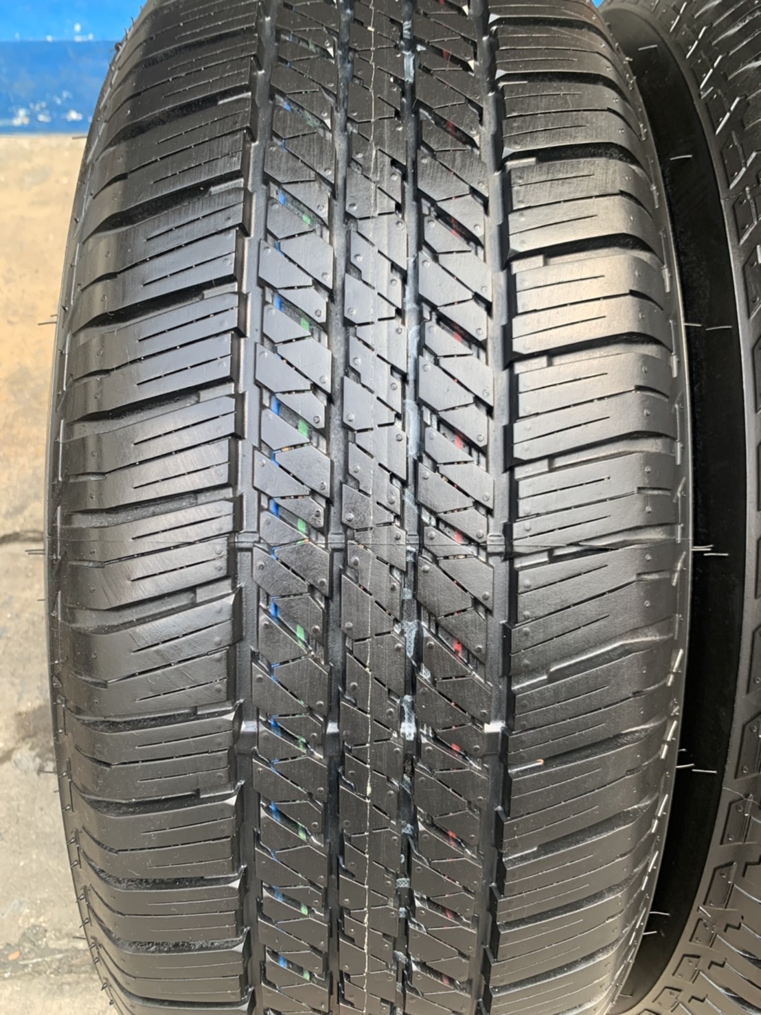 ล้อแม็กป้ายแดง ISUZU D-Max รุ่นใหม่ล่าสุด ขอบ 18 สีเทา พร้อมยางป้ายแดง 265-60-18 Bridgestone ปี 21 ส