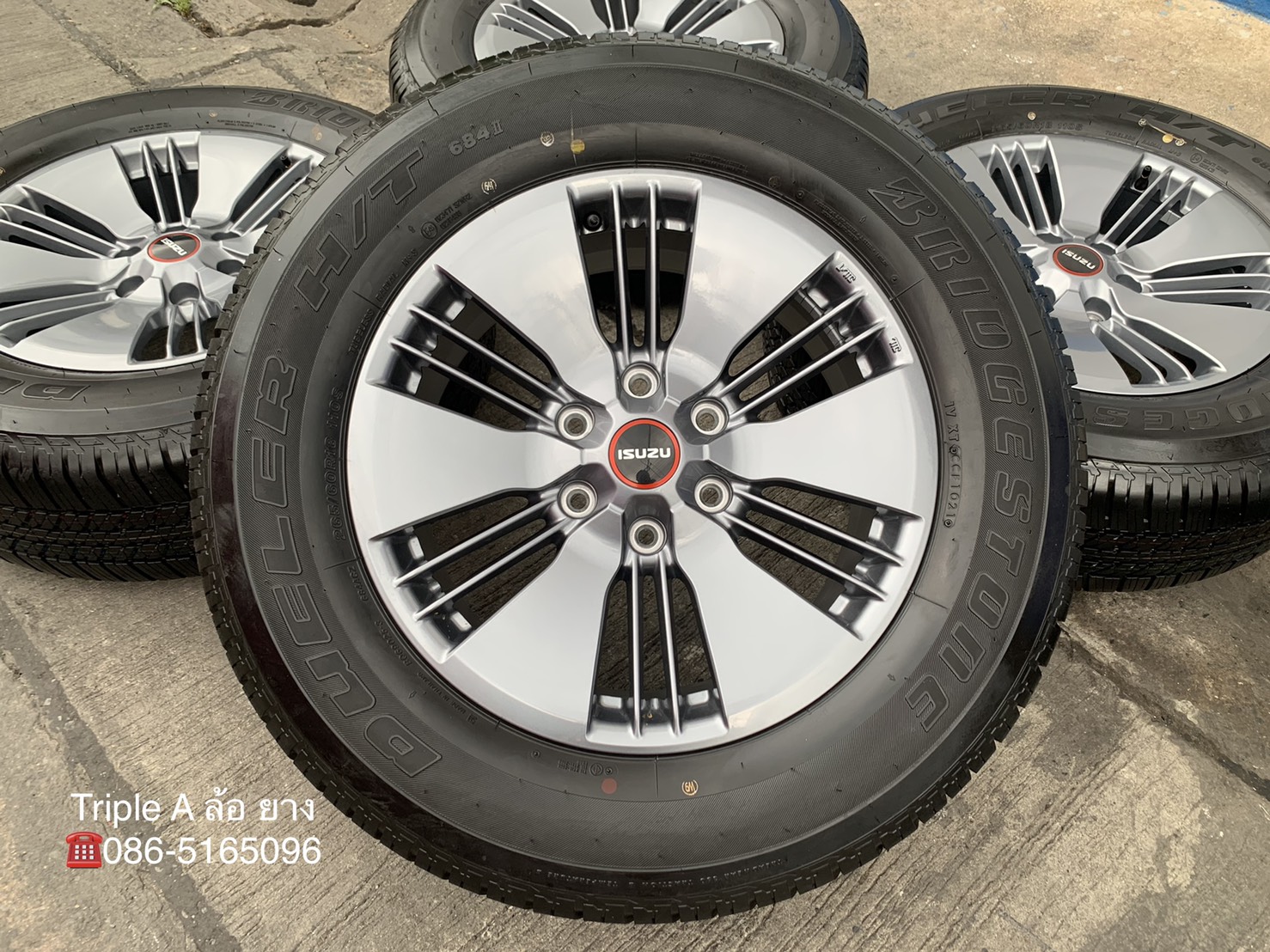 ล้อแม็กป้ายแดง ISUZU D-Max รุ่นใหม่ล่าสุด ขอบ 18 สีเทา พร้อมยางใหม่ป้ายแดง 265-60-18 Bridgestone ปี 21 ใหม่กริ๊บๆ ล้อแม็กป้ายแดง ISUZU D-Max รุ่นใหม่ล่าสุด ขอบ 18 สีเทา พร้อมยางใหม่ป้ายแดง 265-60-18 Bridgestone ปี 21 ใหม่กริ๊บๆ