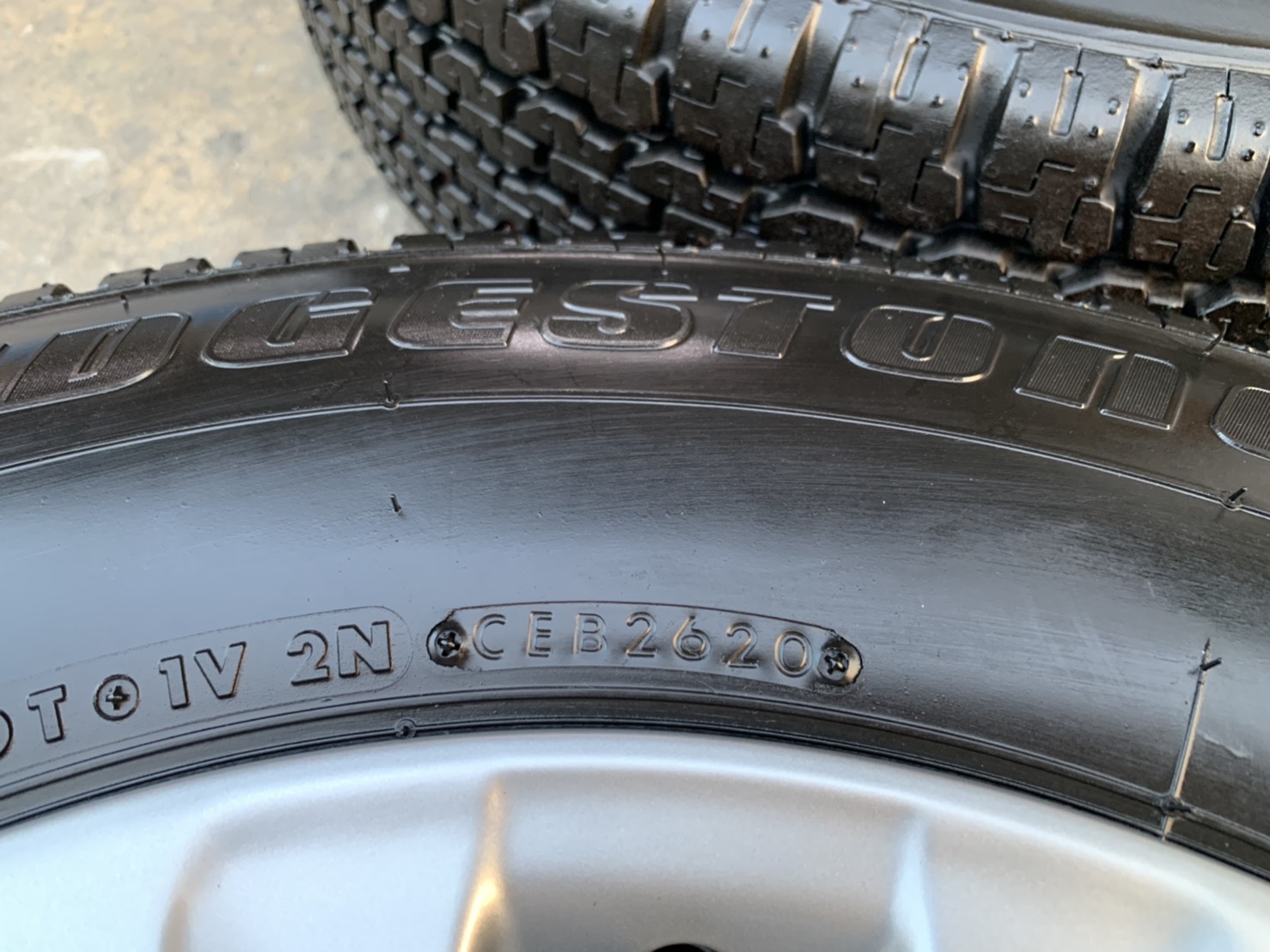 ล้อแม็กป้ายแดง 5รู114 Toyota Revo ขอบ 16 พร้อมยางป้ายแดง 205R16 Bridgestone ปี 20 สวยกริ๊บ ล้อแม็กป้ายแดง 5รู114 Toyota Revo ขอบ 16 พร้อมยางป้ายแดง 205R16 Bridgestone ปี 20 สวยกริ๊บ