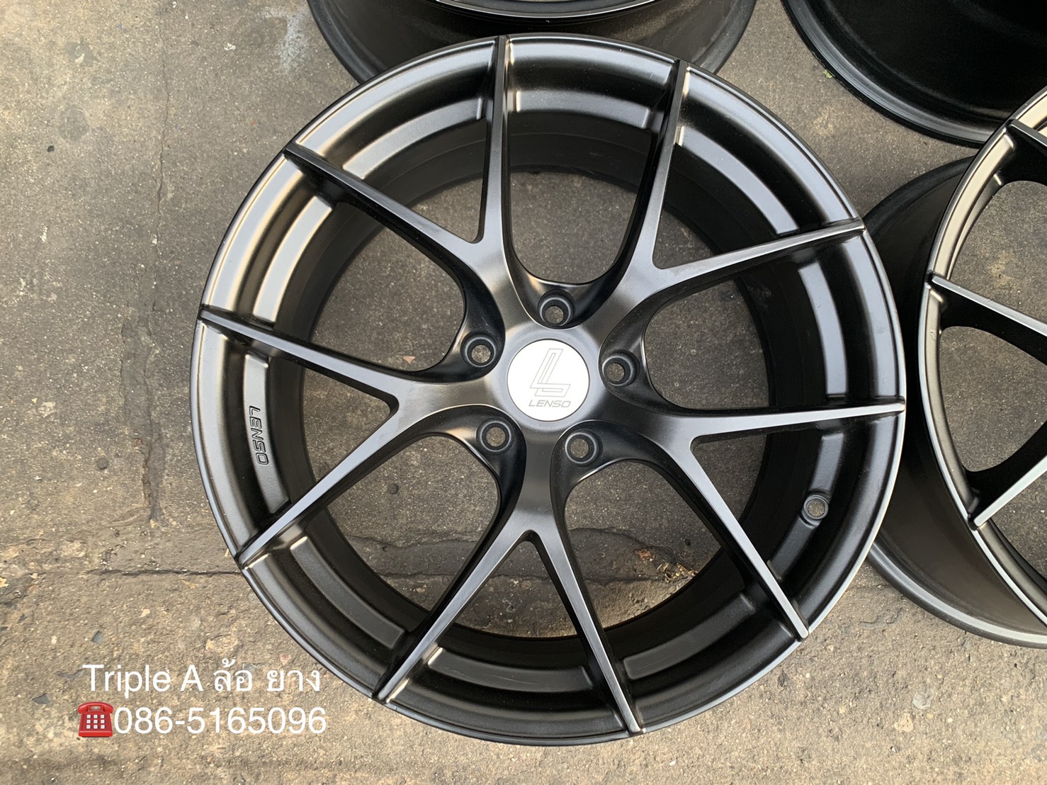 ล้อแม็ก 5รู114 LENSO JAGER DYNA ขอบ 18 สีดำ สวยกริ๊บ ล้อแม็ก 5รู114 LENSO JAGER DYNA ขอบ 18 สีดำ สวยกริ๊บ