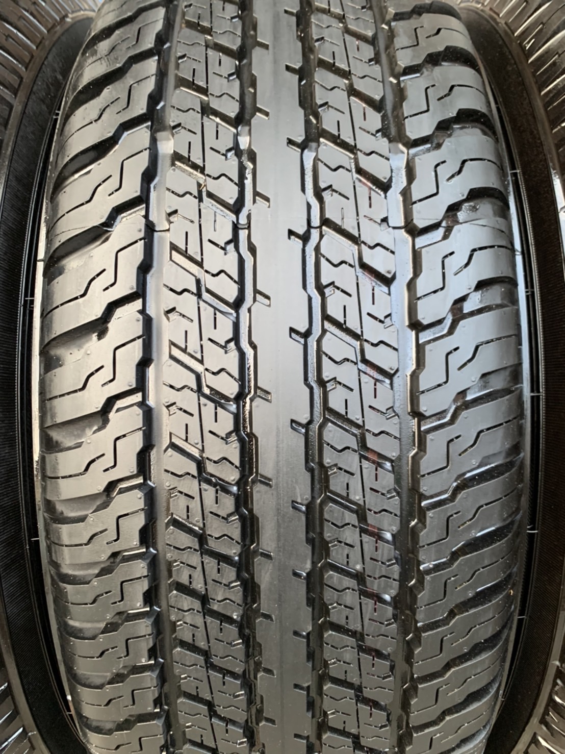 ล้อแม็กป้ายแดง Toyota Revo รุ่นใหม่ล่าสุด ขอบ 17 สีรมดำ พร้อมยางป้ายแดง 265-65-17 Yokohama ปี 21