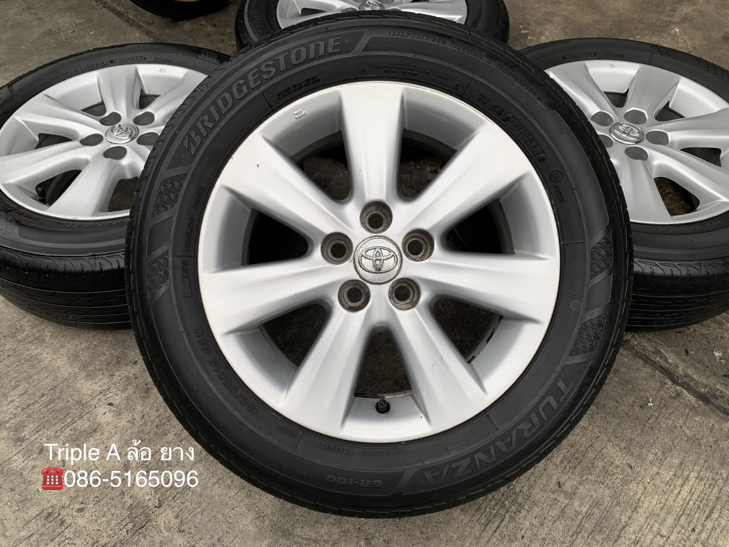 ล้อแม็ก 5รู100 Toyota Altis ขอบ 15 พร้อมยาง 195-60-15 Bridgestone ปลายปี 17 ล้อแม็ก 5รู100 Toyota Altis ขอบ 15 พร้อมยาง 195-60-15 Bridgestone ปลายปี 17