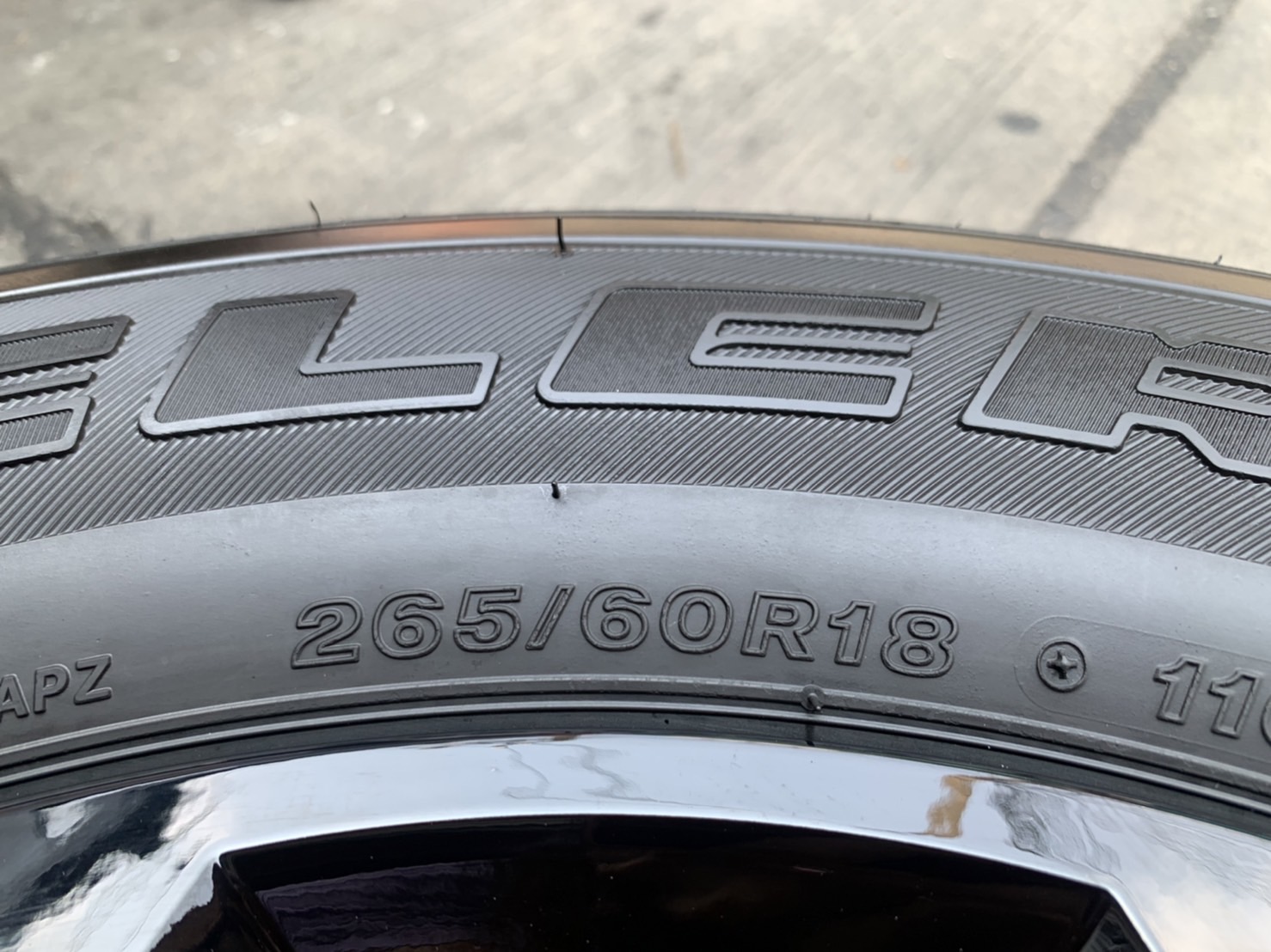 ล้อแม็กป้ายแดง Mitsu Triton Athlete รุ่นใหม่ล่าสุด ขอบ 18 สีดำแท้ พร้อมยางป้ายแดง 265-60-18 Bridgest