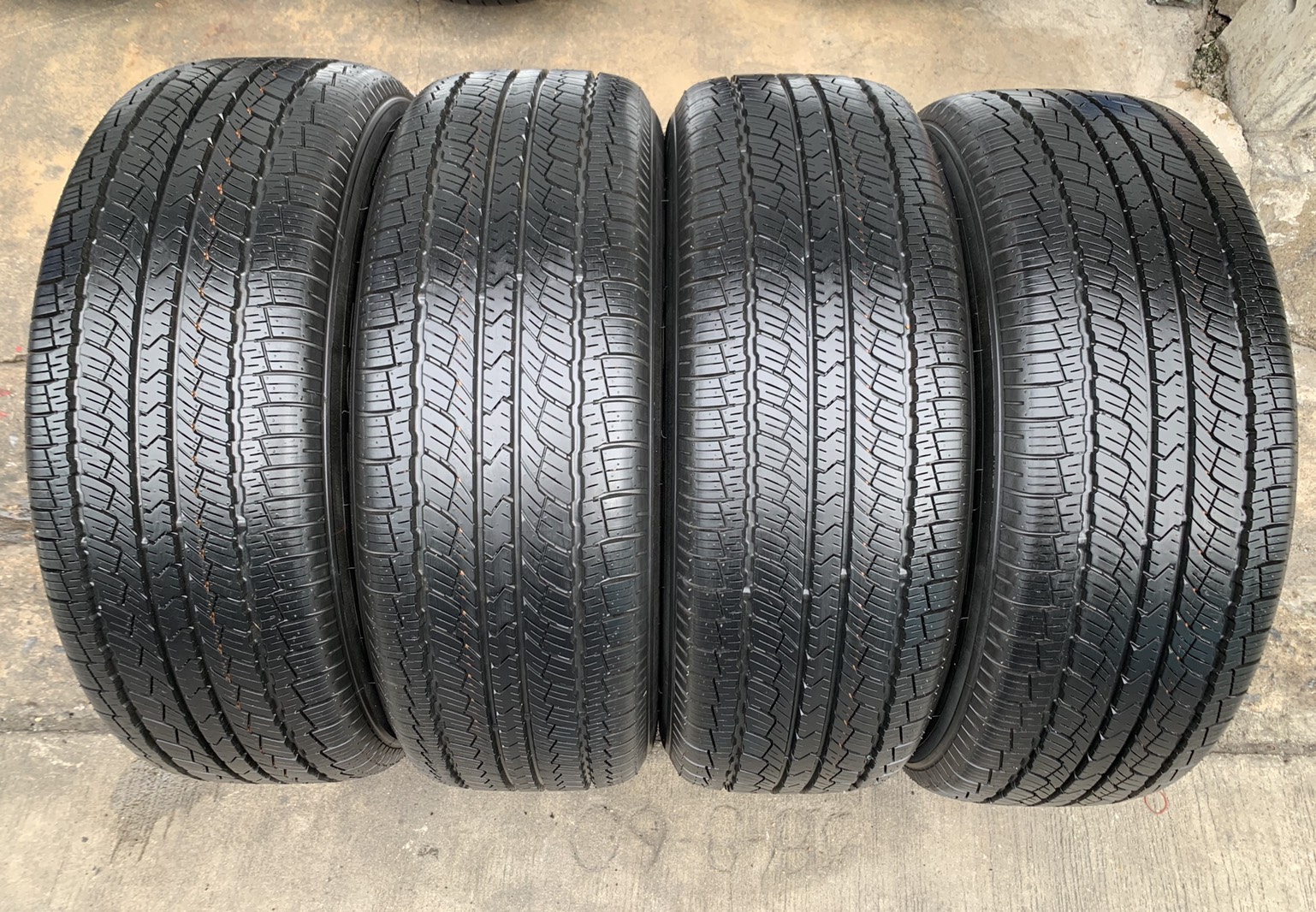 ล้อแม็กป้ายแดง ISUZU MU-X The ONYX รุ่นใหม่ ขอบ 18 พร้อมยางป้ายแดง 255-60-18 TOYO สวยกริ๊บ ล้อแม็กป้ายแดง ISUZU MU-X The ONYX รุ่นใหม่ ขอบ 18 พร้อมยางป้ายแดง 255-60-18 TOYO สวยกริ๊บ