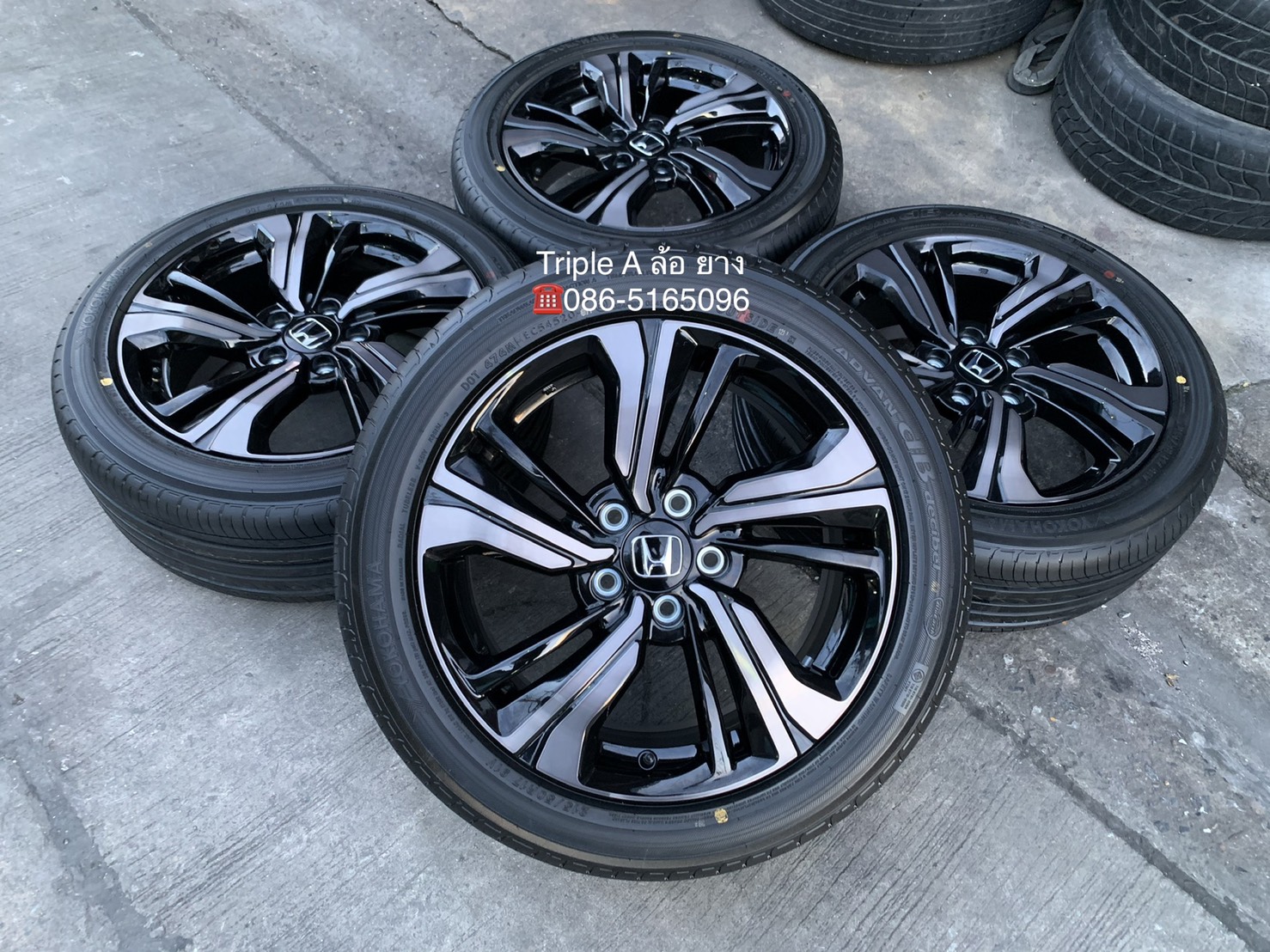 ล้อแม็กป้ายแดง Honda Civic FK Turbo RS รุ่นใหม่ล่าสุด ขอบ 17 พร้อมยางป้ายแดง 215-50-17 Yokohama ปลาย