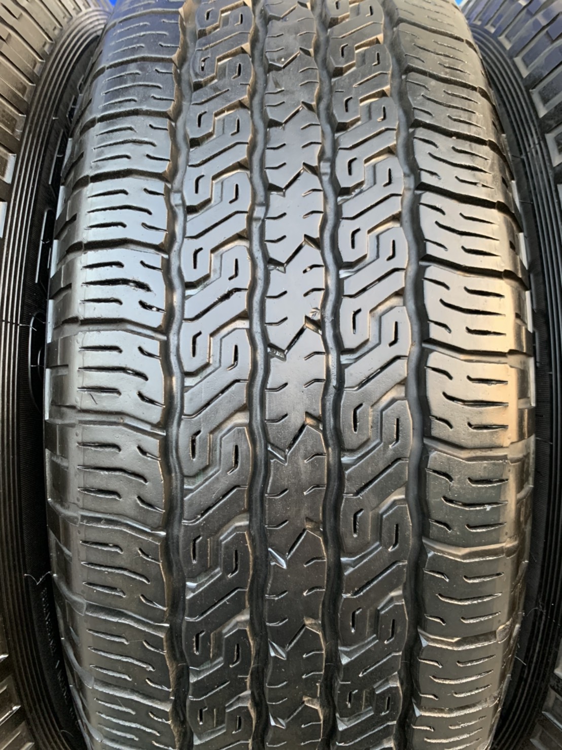 ล้อแม็ก Mitsu Pajero ก้านวาย ขอบ 17 พร้อมยาง 245-65-17 TOYO ปลายปี 16