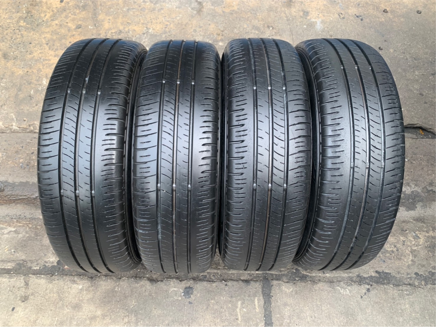 ล้อแม็ก 4รู114 Toyota Avanza ขอบ 15 พร้อมยาง 185-65-15 Dunlop ปี 19 ล้อแม็ก 4รู114 Toyota Avanza ขอบ 15 พร้อมยาง 185-65-15 Dunlop ปี 19