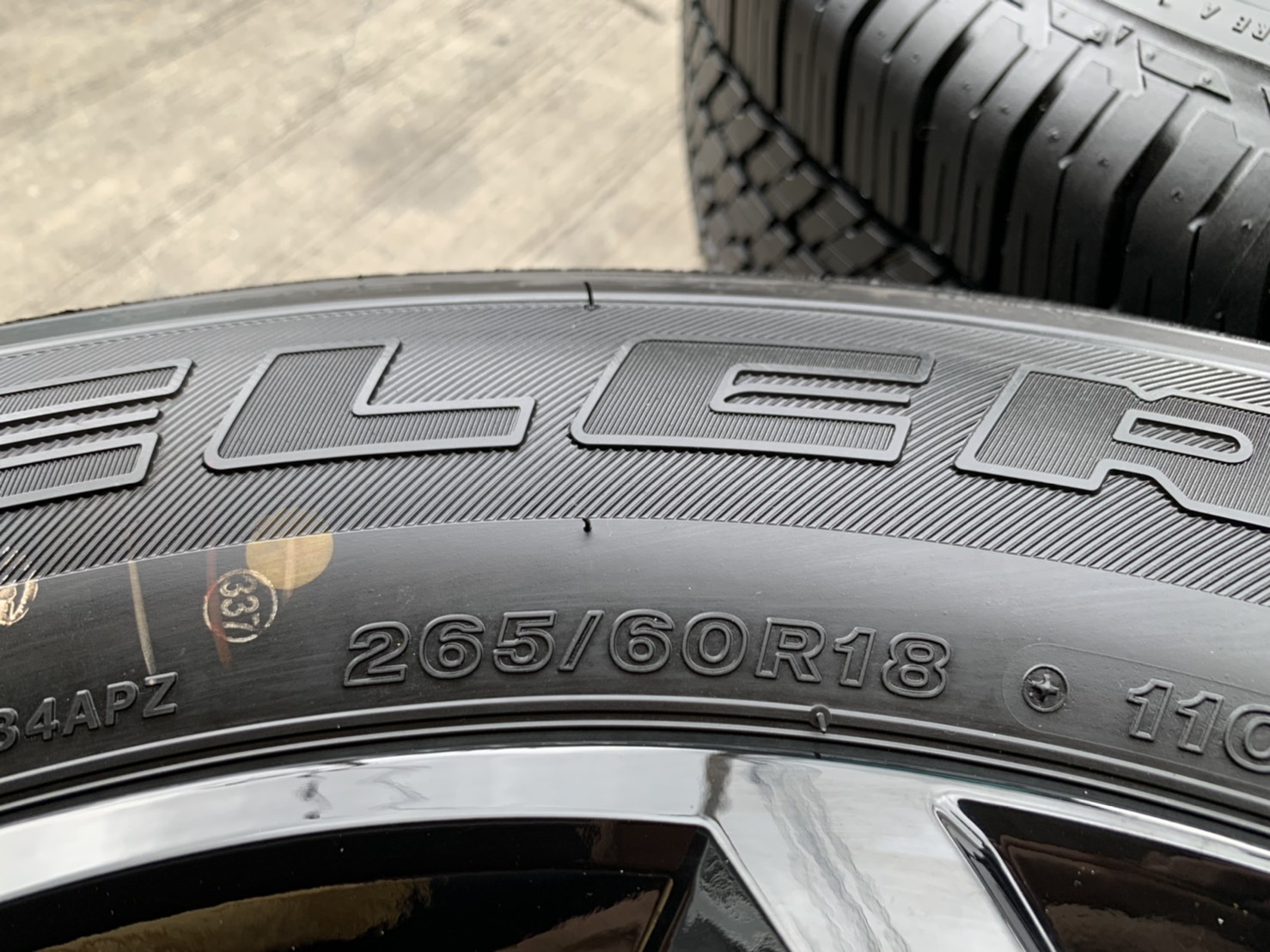 ล้อแม็กป้ายแดง Mitsu Triton Athlete รุ่นใหม่ล่าสุด ขอบ 18 สีดำแท้ พร้อมยางป้ายแดง 265-60-18 Bridgestone ปี 21 สวยกริ๊บๆ ล้อแม็กป้ายแดง Mitsu Triton Athlete รุ่นใหม่ล่าสุด ขอบ 18 สีดำแท้ พร้อมยางป้ายแดง 265-60-18 Bridgestone ปี 21 สวยกริ๊บๆ