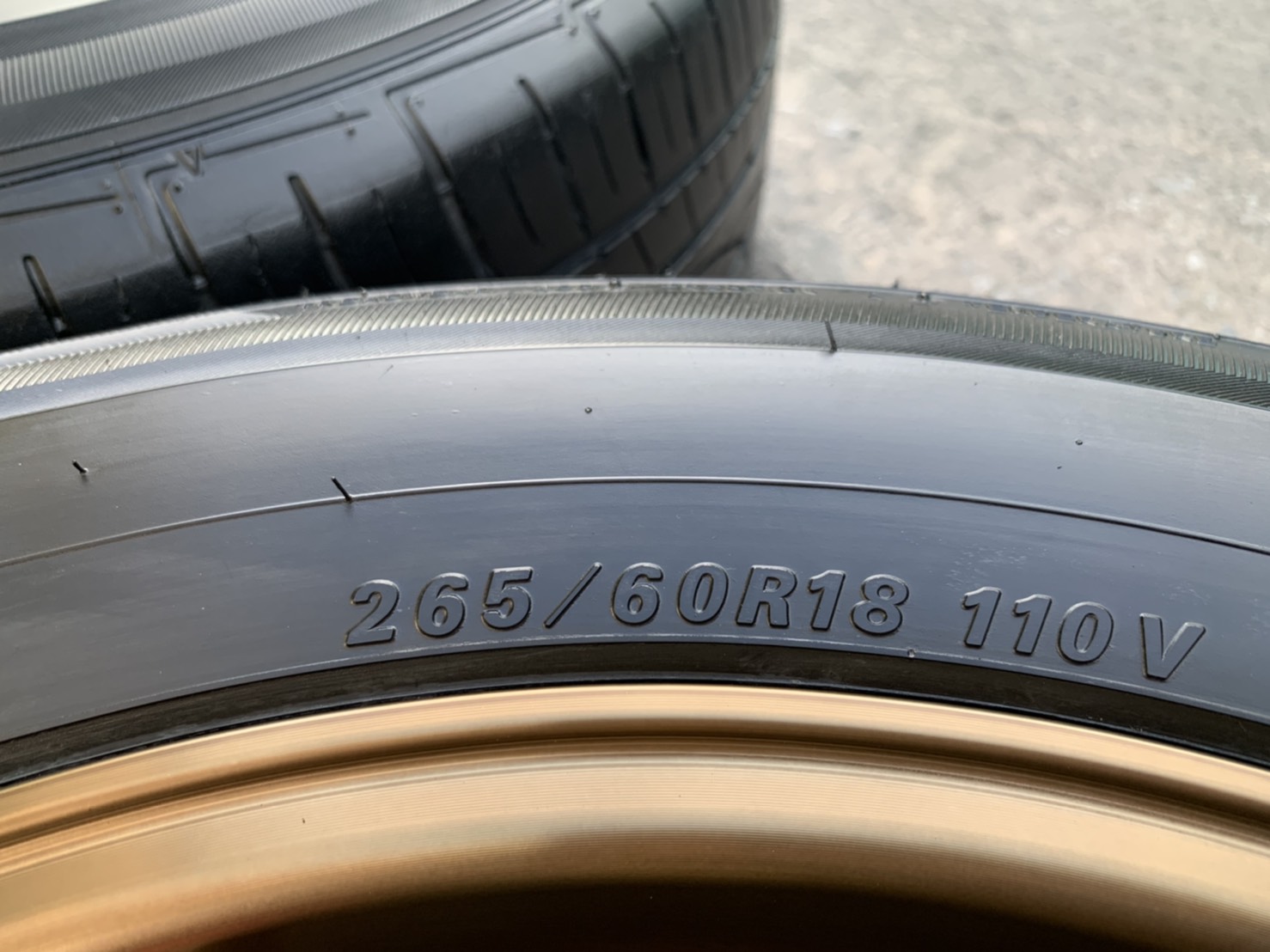 ล้อแม็กใหม่ 6รู139 TE37 หยอดแดง งาน Emotion-R ขอบ 18 พร้อมยาง 265-60-18 FALKEN ปี 17 ล้อแม็กใหม่ 6รู139 TE37 หยอดแดง งาน Emotion-R ขอบ 18 พร้อมยาง 265-60-18 FALKEN ปี 17