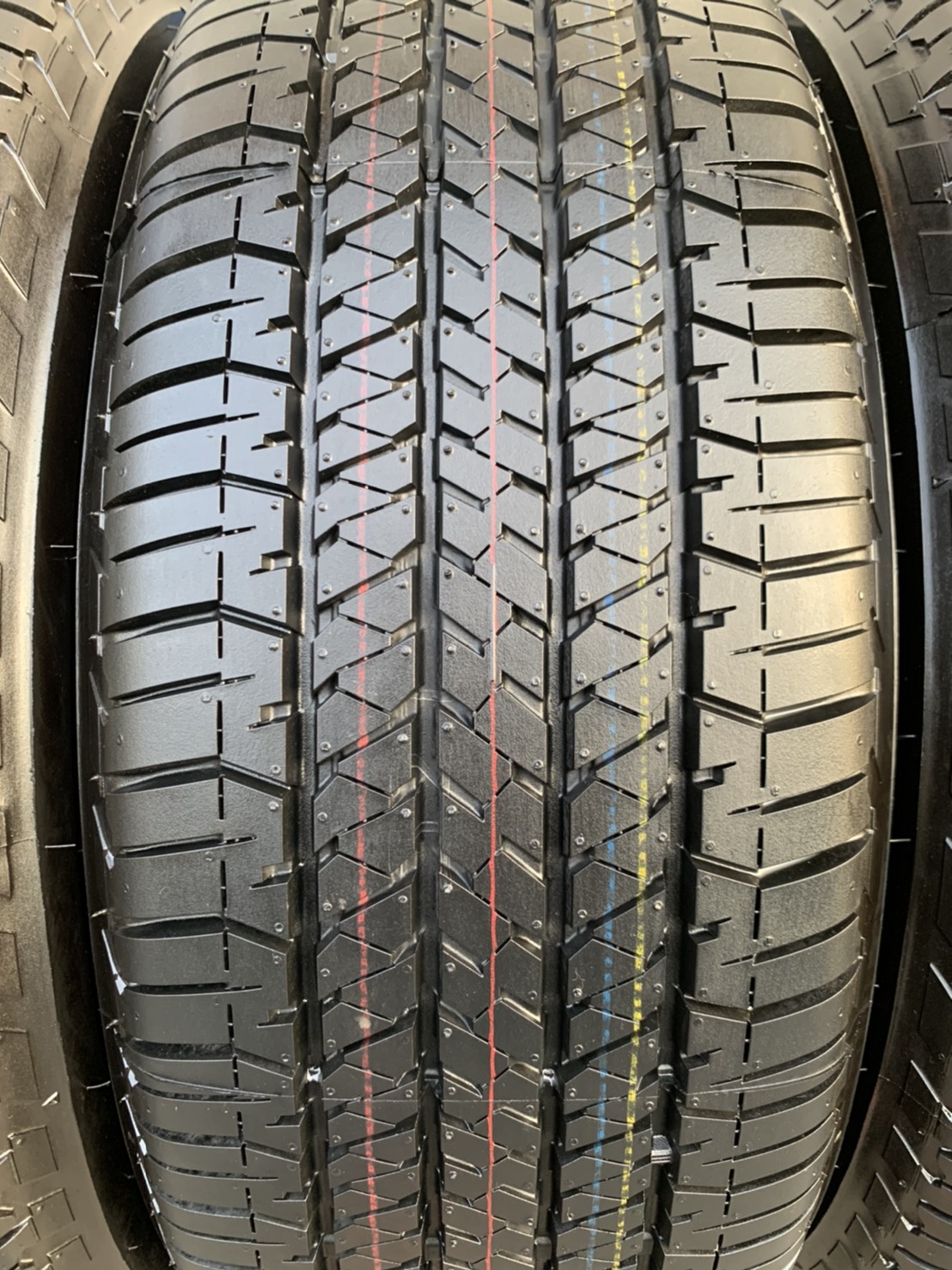 ล้อแม็กป้ายแดง ISUZU MU-X The ONYX รุ่นใหม่ ขอบ 18 พร้อมยางใหม่ป้ายแดง 255-60-18 Bridgestone ปลายปี 