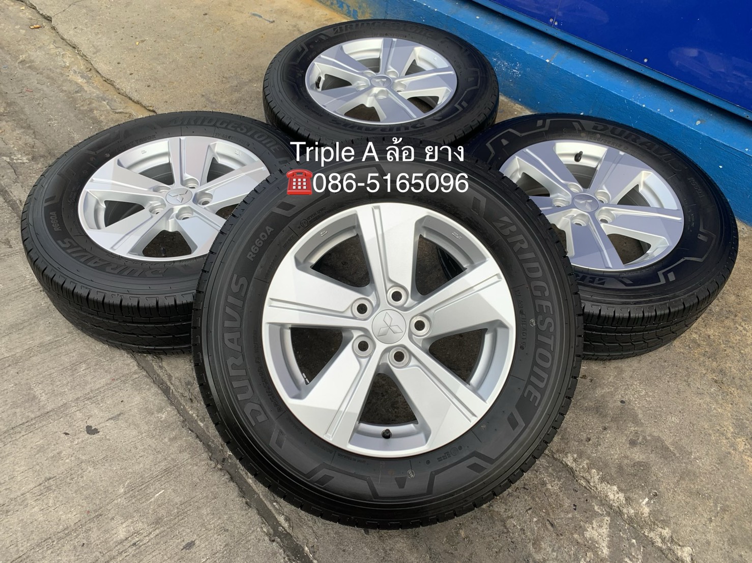 ล้อแม็กป้ายแดง 5รู114 Mitsu Triton รุ่นใหม่ล่าสุด ขอบ 16 พร้อมยางน้องๆป้ายแดง 225-65-16 Bridgestone ปลายปี 19 สวยๆ
