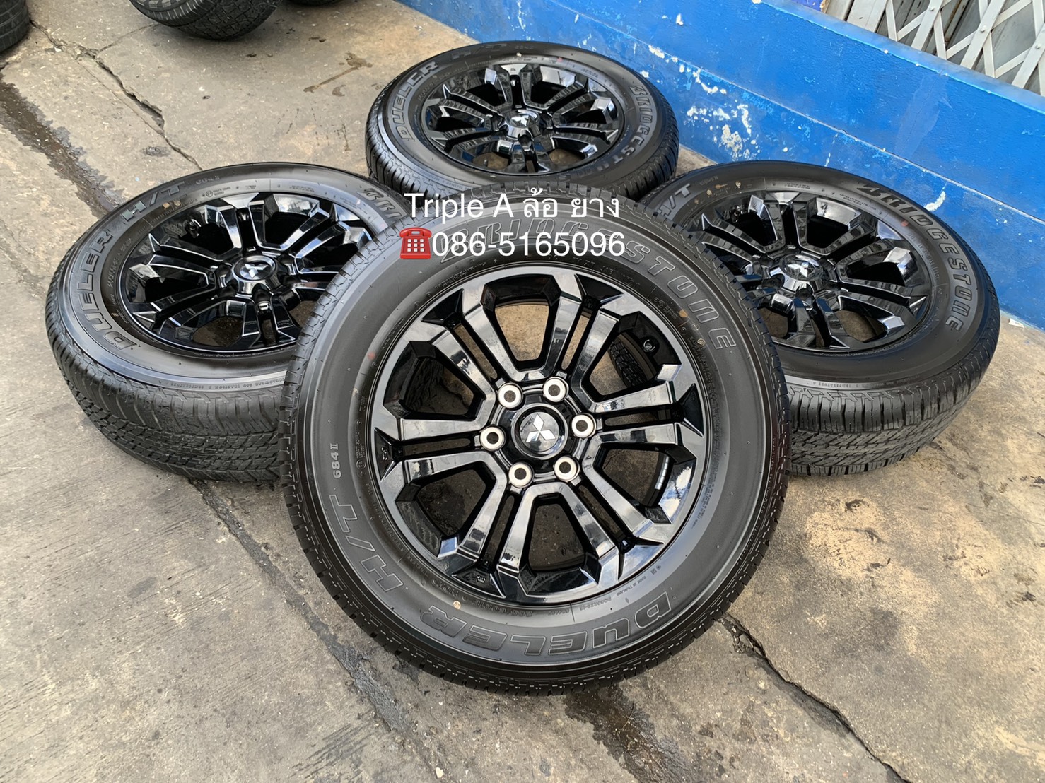 ล้อแม็กป้ายแดง Mitsu Triton Athlete รุ่นใหม่ล่าสุด ขอบ 18 สีดำแท้ พร้อมยางป้ายแดง 265-60-18 Bridgestone ปี 21 สวยกริ๊บๆ