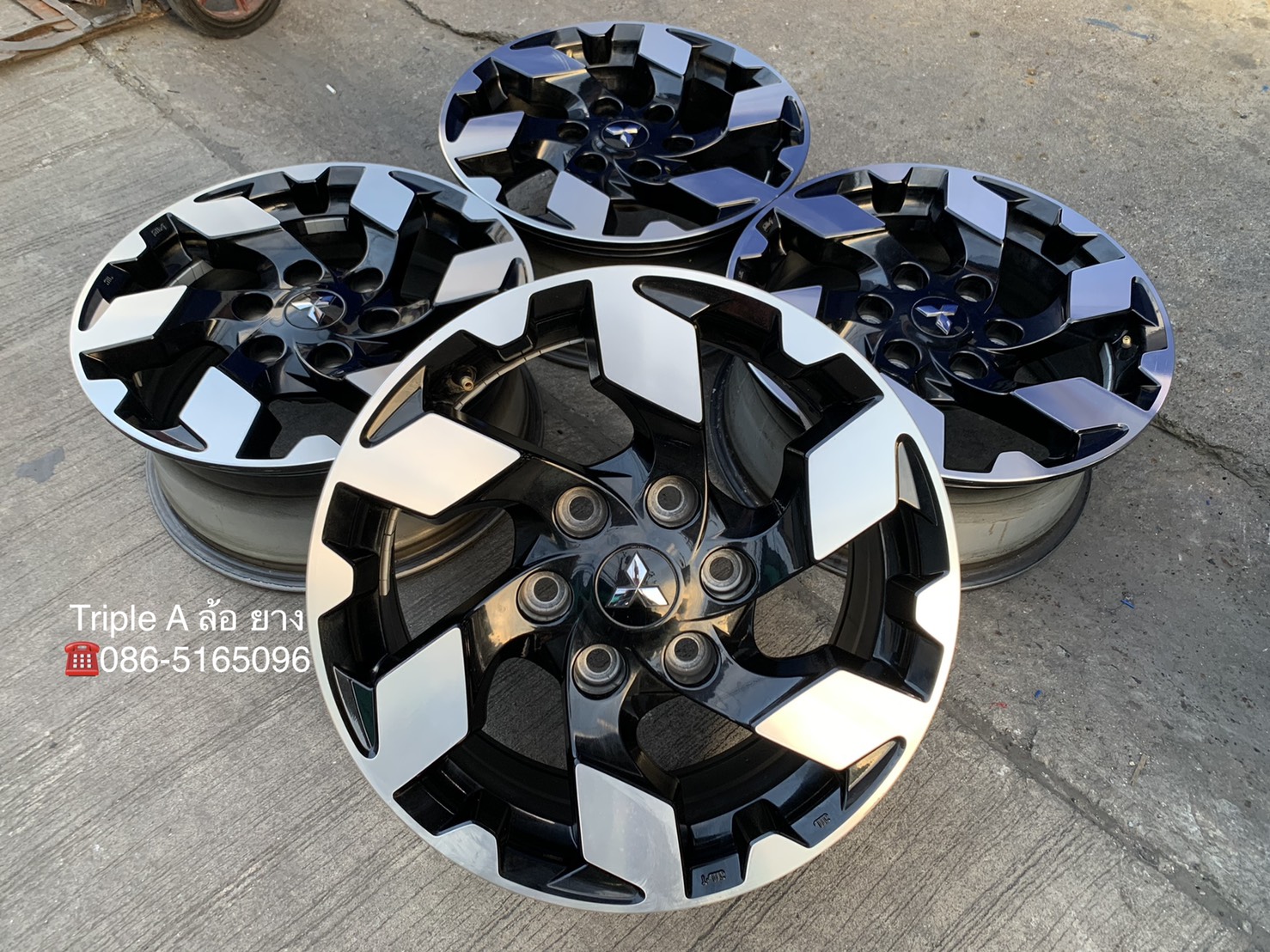 ล้อแม็ก 6รู139 Mitsu Triton ขอบ 17 ดำหน้าเงา