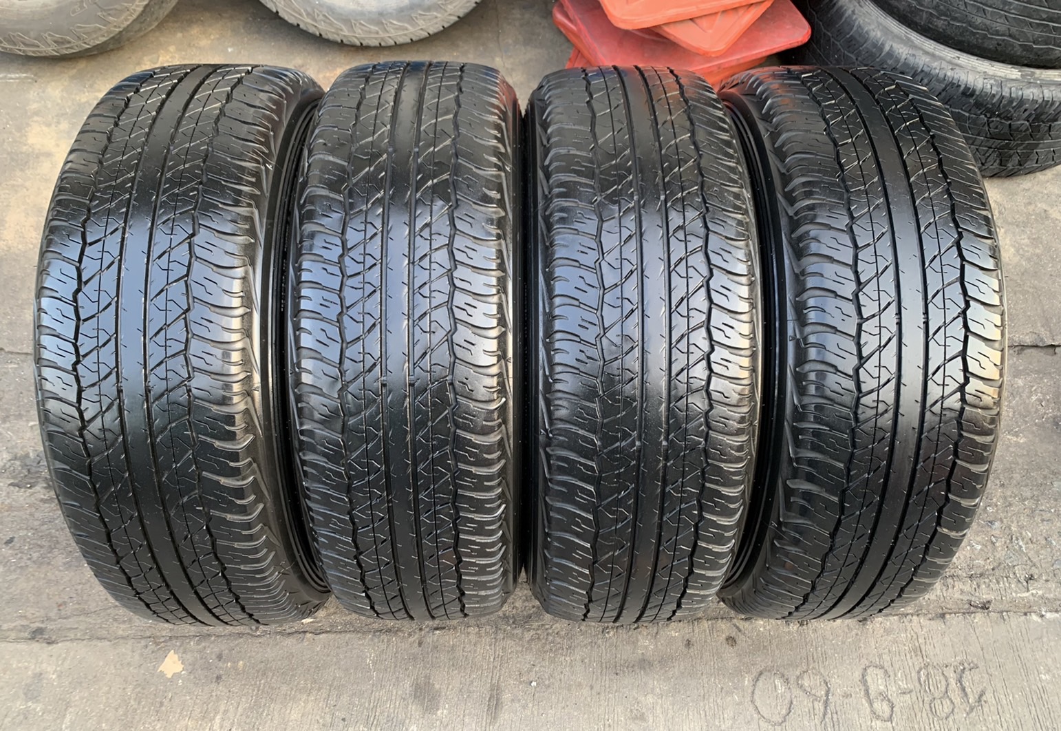 ล้อแม็ก Mitsu Pajero ก้ามปู ขอบ 17 แถมยาง 245-65-17 Dunlop ปลายปี 14