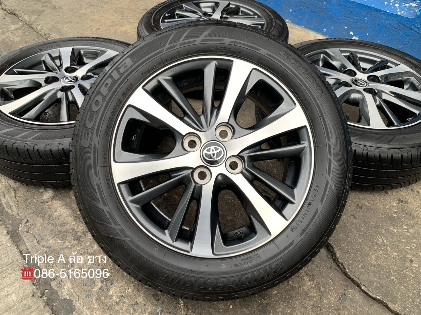 ล้อแม็ก Toyota Yaris Ativ ขอบ 15 เทาหน้าเงา พร้อมยางน้องๆป้ายแดง 185-60-15 Bridgestone ปลายปี 19 ล้อแม็ก Toyota Yaris Ativ ขอบ 15 เทาหน้าเงา พร้อมยางน้องๆป้ายแดง 185-60-15 Bridgestone ปลายปี 19