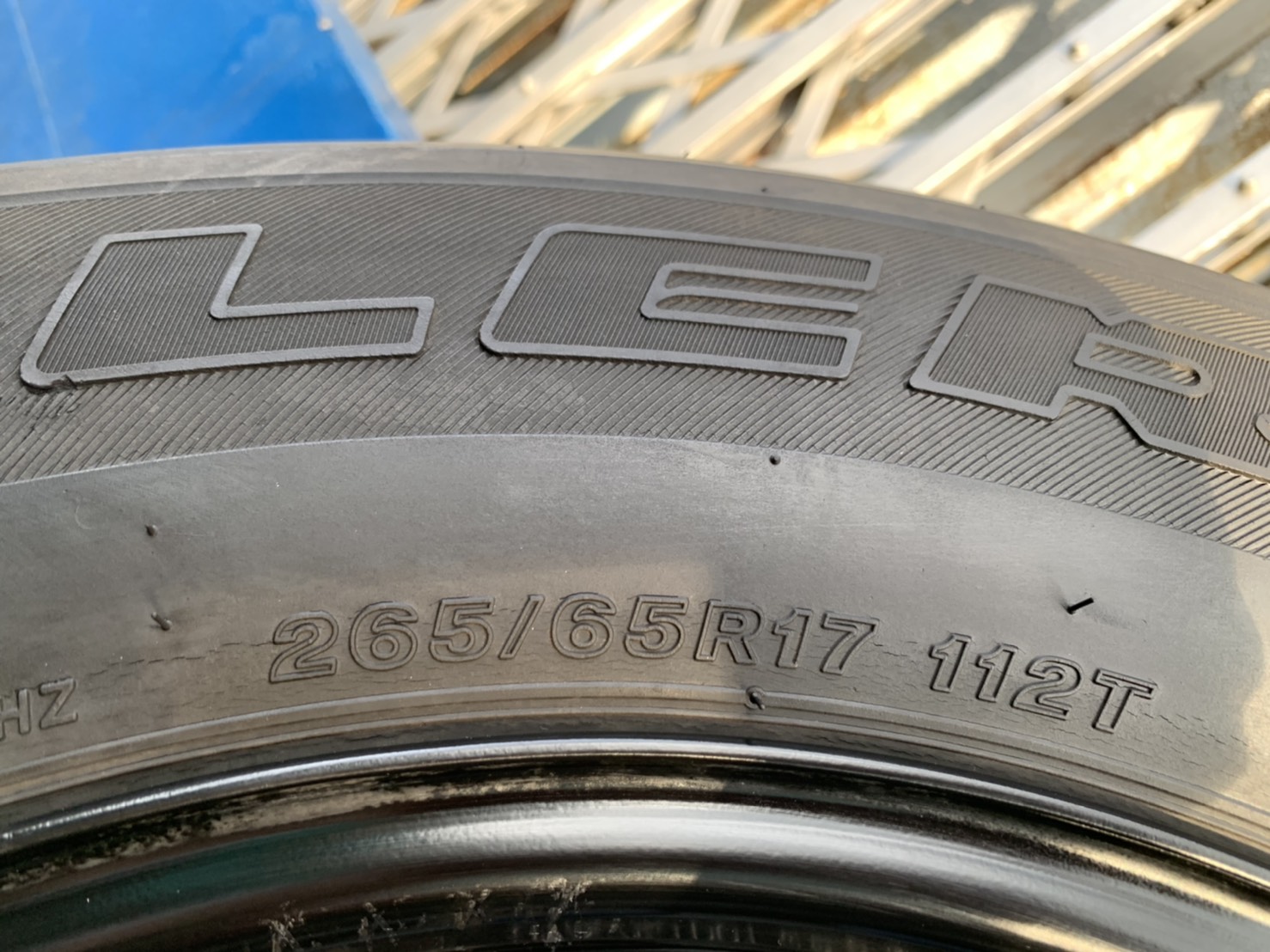 ล้ออะไหล่ 6รู139 ขอบ 17 แถมยาง 265-65-17 Bridgestone ปี 13 ล้ออะไหล่ 6รู139 ขอบ 17 แถมยาง 265-65-17 Bridgestone ปี 13