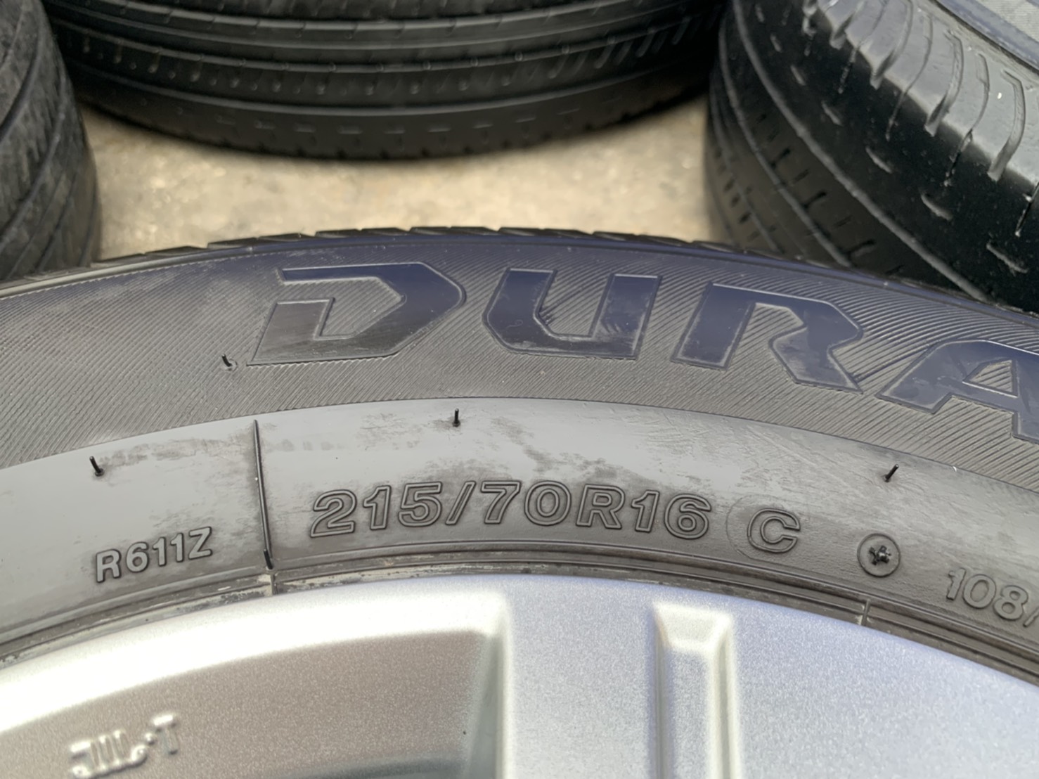 ล้อแม็ก 5รู114 Mitsu Triton รุ่นใหม่ล่าสุด ขอบ 16 พร้อมยาง 215-70-16 Bridgestone ปี 16 สภาพดี ล้อแม็ก 5รู114 Mitsu Triton รุ่นใหม่ล่าสุด ขอบ 16 พร้อมยาง 215-70-16 Bridgestone ปี 16 สภาพดี