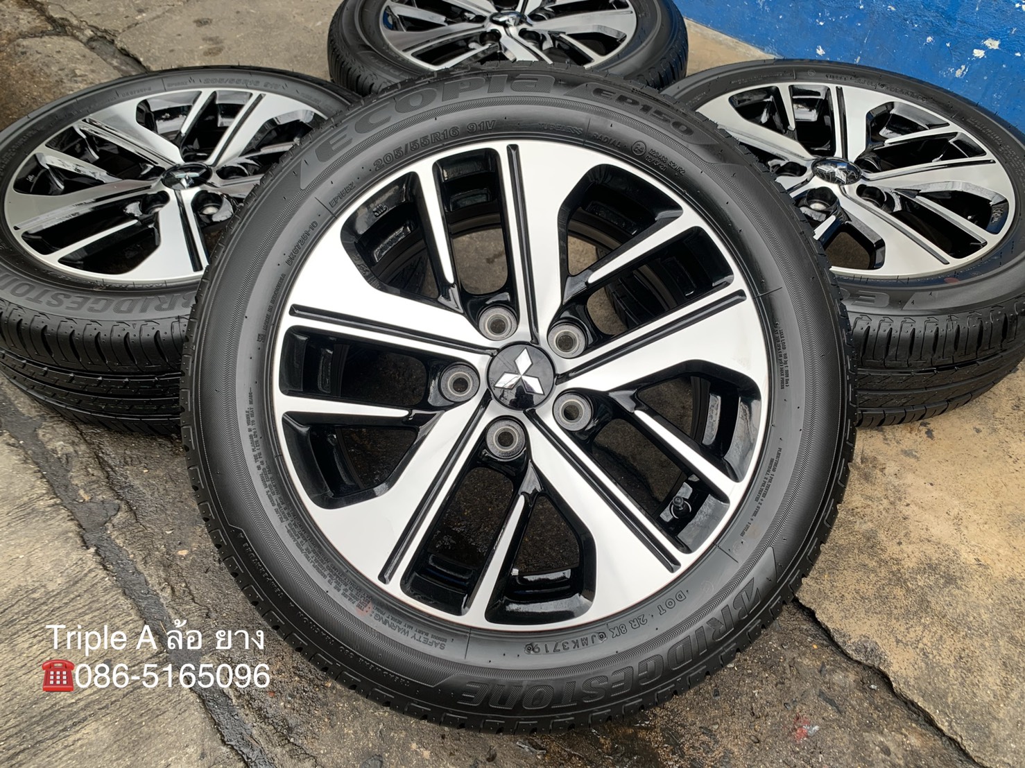 ล้อแม็กป้ายแดง 5รู114 Mitsu Xpender รุ่นใหม่ล่าสุด ขอบ 16 ดำหน้าเงา พร้อมยางป้ายแดง 205-55-16 Bridge ล้อแม็กป้ายแดง 5รู114 Mitsu Xpender รุ่นใหม่ล่าสุด ขอบ 16 ดำหน้าเงา พร้อมยางป้ายแดง 205-55-16 Bridge