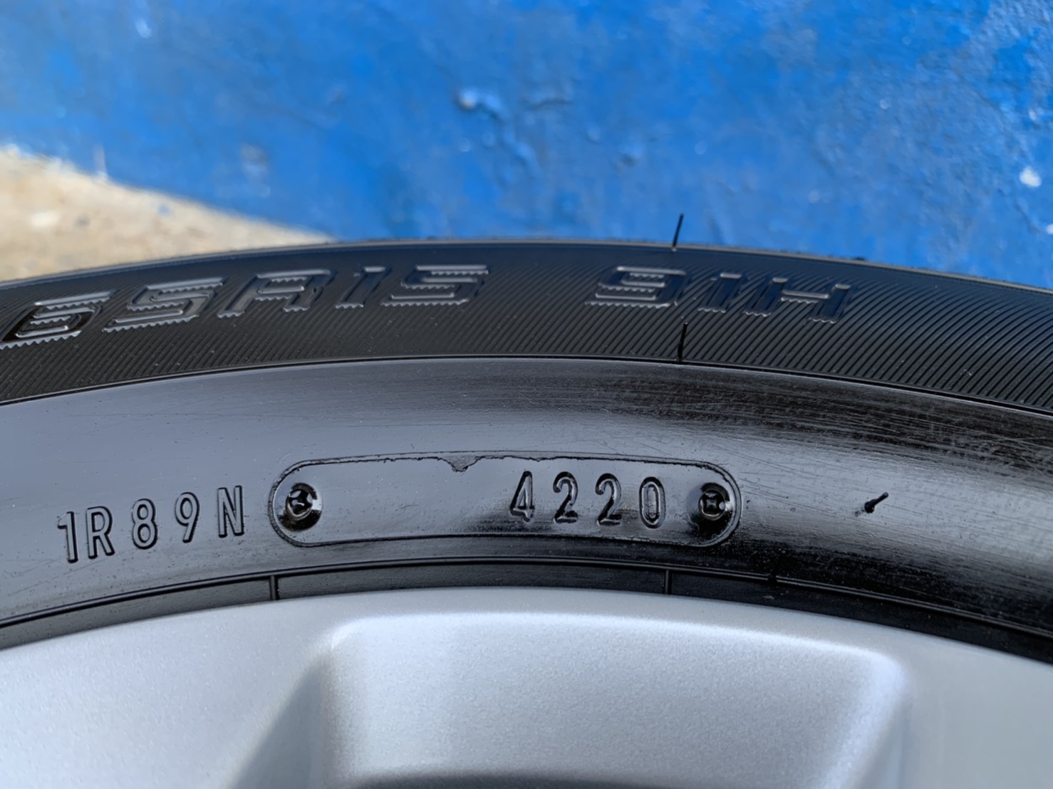 ล้อแม็กป้ายแดง Nissan Almera รุ่นใหม่ล่าสุด ขอบ 15 พร้อมยางใหม่ป้ายแดง 195-65-15 Dunlop ปลายปี 20 ให ล้อแม็กป้ายแดง Nissan Almera รุ่นใหม่ล่าสุด ขอบ 15 พร้อมยางใหม่ป้ายแดง 195-65-15 Dunlop ปลายปี 20 ให