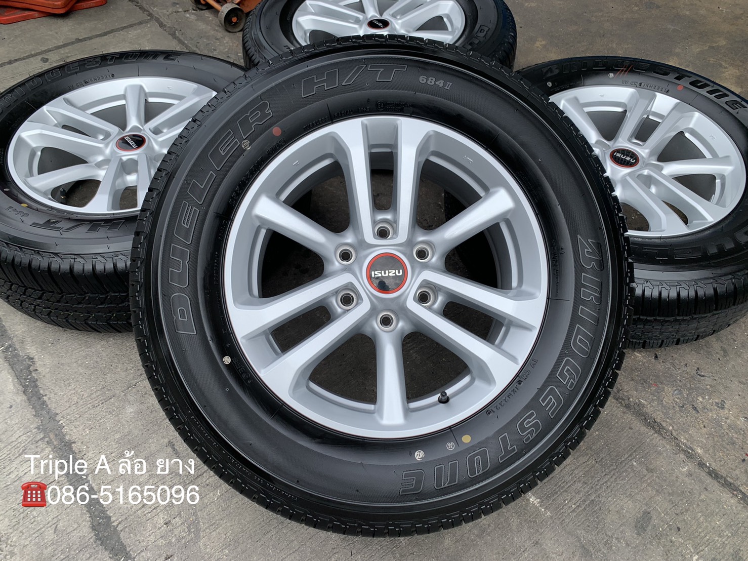 ล้อแม็กป้ายแดง ISUZU D-Max รุ่นใหม่ล่าสุด ขอบ 17 พร้อมยางใหม่ป้ายแดง 255-65-17 Bridgestone ปี 22 สวยกริ๊บๆ ล้อแม็กป้ายแดง ISUZU D-Max รุ่นใหม่ล่าสุด ขอบ 17 พร้อมยางใหม่ป้ายแดง 255-65-17 Bridgestone ปี 22 สวยกริ๊บๆ