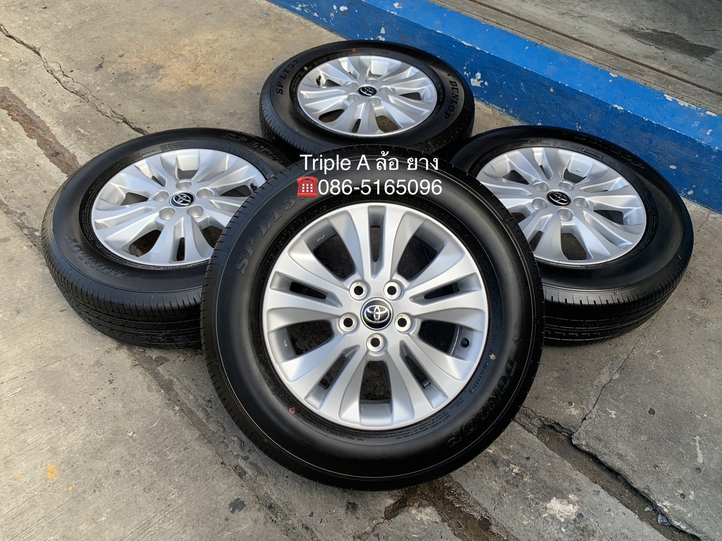 ล้อแม็กป้ายแดง 5รู114 Toyota Revo ขอบ 16 พร้อมยางป้ายแดง 215-65-16 Dunlop ปลายปี 21
