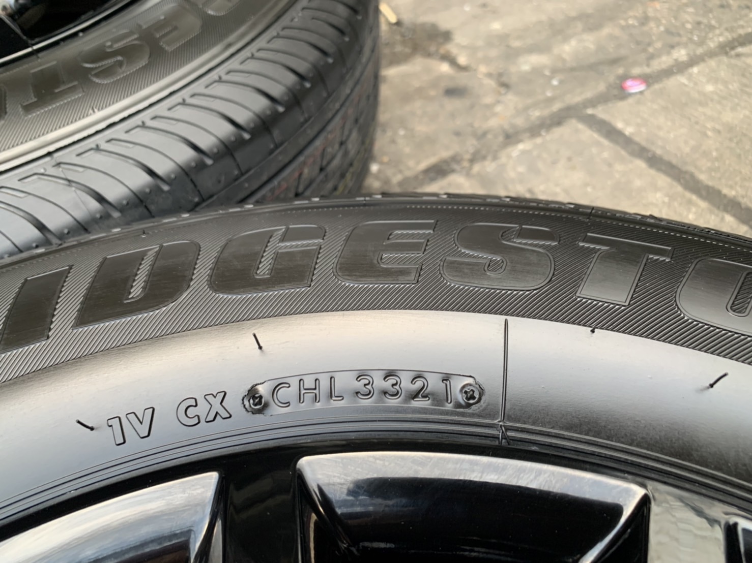 ล้อแม็กป้ายแดง ISUZU D-Max X-Series รุ่นใหม่ล่าสุด ขอบ 16 พร้อมยางใหม่ป้ายแดง 215-70-16 Bridgestone ล้อแม็กป้ายแดง ISUZU D-Max X-Series รุ่นใหม่ล่าสุด ขอบ 16 พร้อมยางใหม่ป้ายแดง 215-70-16 Bridgestone