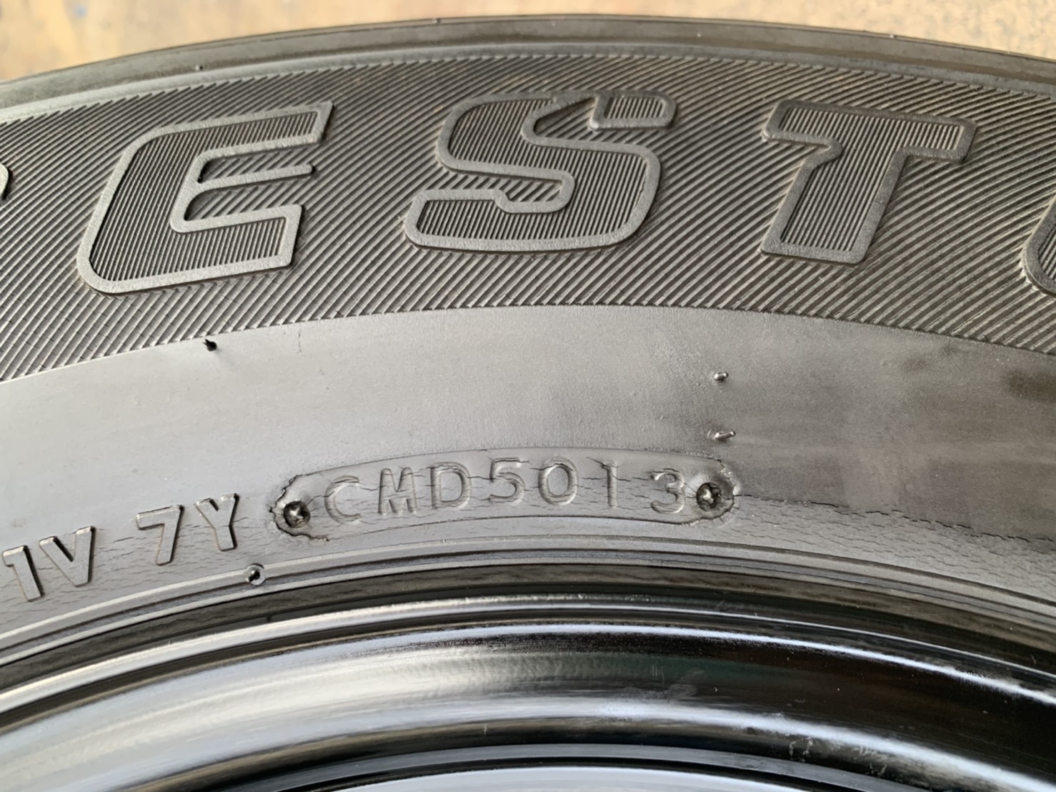 ล้ออะไหล่ 6รู139 ขอบ 17 แถมยาง 265-65-17 Bridgestone ปี 13 ล้ออะไหล่ 6รู139 ขอบ 17 แถมยาง 265-65-17 Bridgestone ปี 13