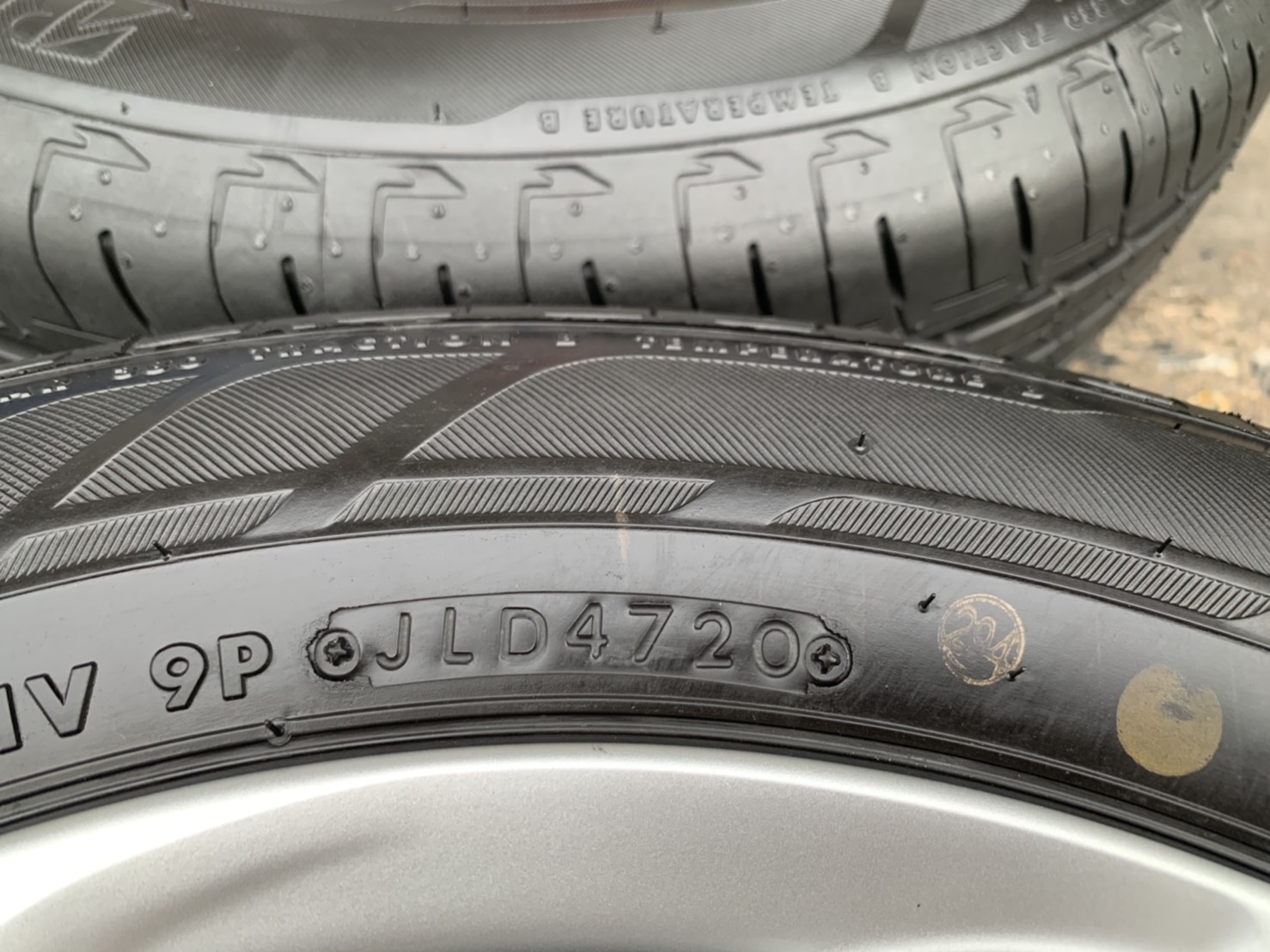 ล้อแม็ก Honda Brio Amaze ขอบ 14 พร้อมยางใหม่ป้ายแดง 175-65-14 Bridgestone ปลายปี 20 สภาพสวย ล้อแม็ก Honda Brio Amaze ขอบ 14 พร้อมยางใหม่ป้ายแดง 175-65-14 Bridgestone ปลายปี 20 สภาพสวย