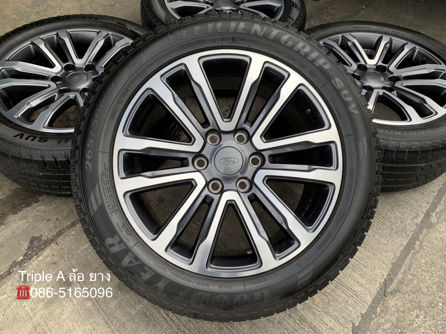 ล้อแม็ก Ford Everest ขอบ 20 เทาหน้าเงา พร้อมยาง 265-50-20 GoodYear สภาพสวย ล้อแม็ก Ford Everest ขอบ 20 เทาหน้าเงา พร้อมยาง 265-50-20 GoodYear สภาพสวย