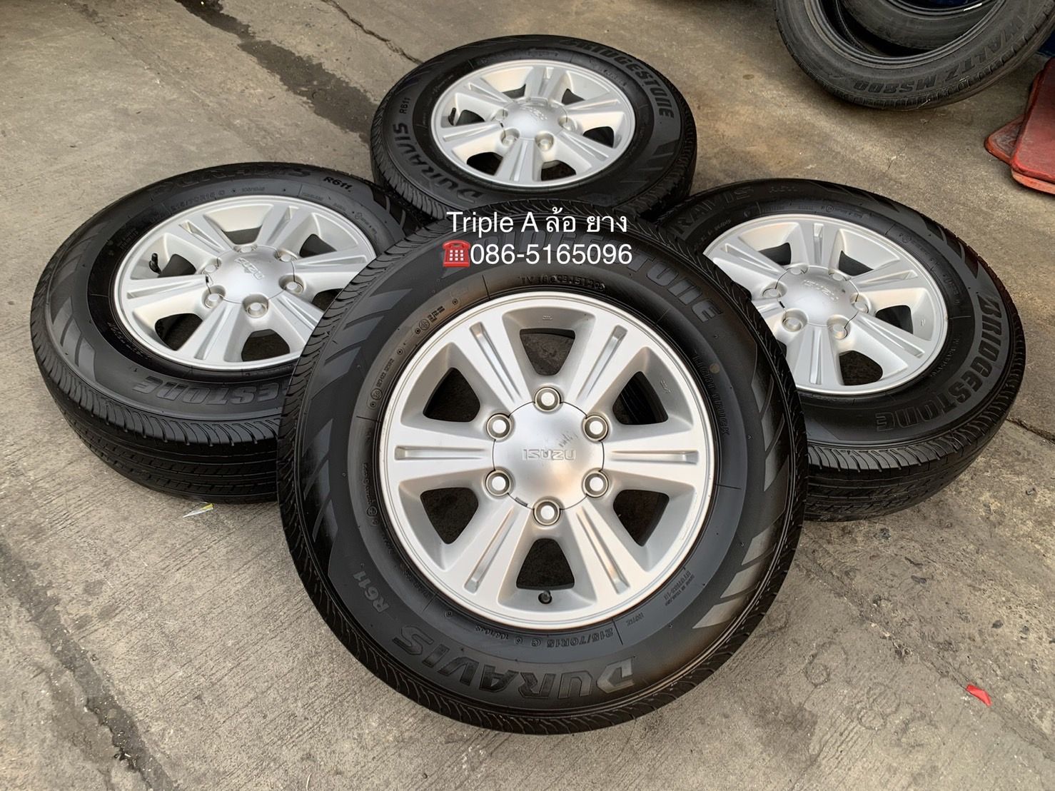 ล้อแม็ก ISUZU D-MAX Blue Power ขอบ 15 พร้อมยาง 215-70-15 Bridgestone ปลายปี 20
