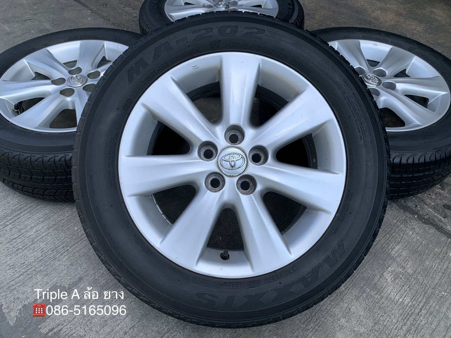 ล้อแม็ก 5รู100 Toyota Altis ขอบ 15 แถมยาง 195-60-15 Maxxis ปี 15 ล้อแม็ก 5รู100 Toyota Altis ขอบ 15 แถมยาง 195-60-15 Maxxis ปี 15