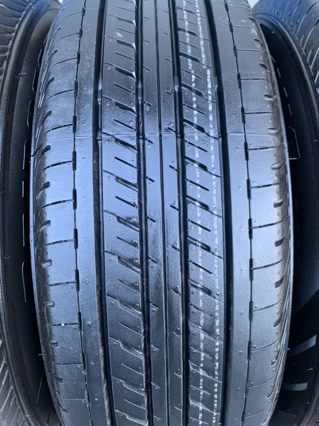 ล้อแม็ก Toyota Vigo Preruner ขอบ 15 สีเทากัน พร้อมยางใหม่ป้ายแดง 215-70-15 Bridgestone ปี 21 สวยกริ๊บๆ