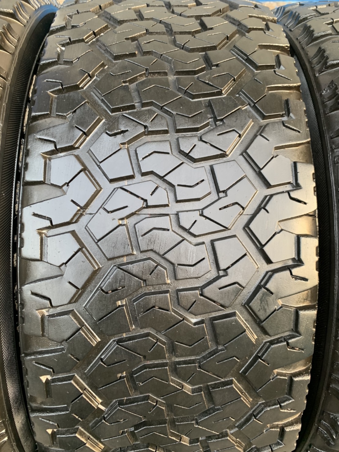 ล้อแม็ก Ford Everest ขอบ 20 สีดำ พร้อมยาง 265-50-20 Monster ปี 16
