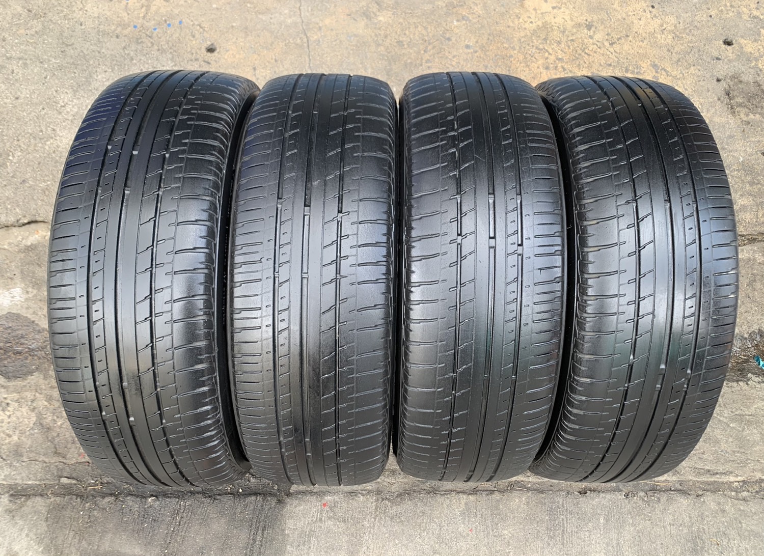 ล้อแม็ก Honda Jazz GK ตัวท็อป ขอบ 16 ดำหน้าเงา แถมยาง 185-55-16 Bridgestone ปี 19 ล้อแม็ก Honda Jazz GK ตัวท็อป ขอบ 16 ดำหน้าเงา แถมยาง 185-55-16 Bridgestone ปี 19