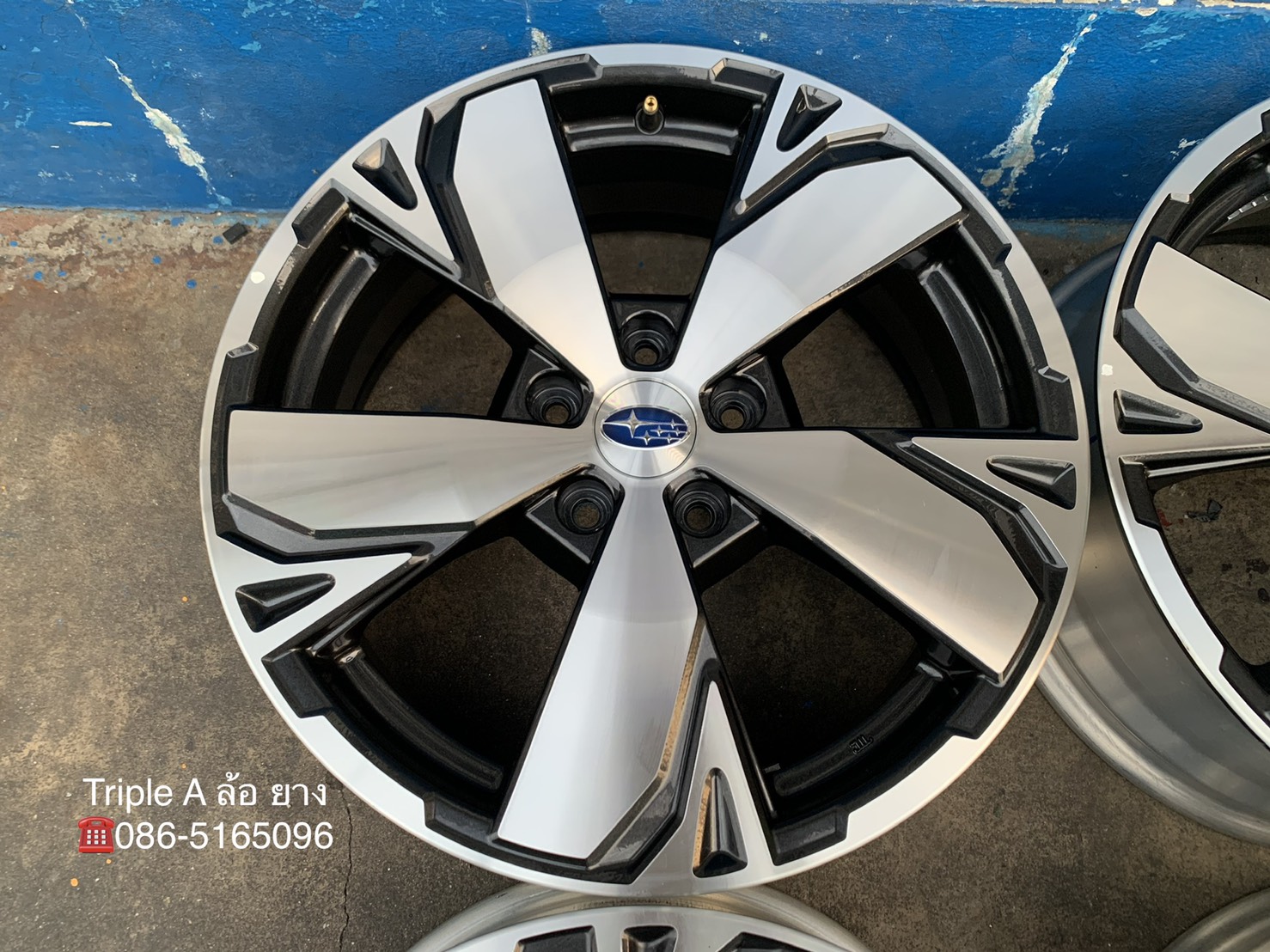 ล้อแม็กป้ายแดง Subaru Forester รุ่นใหม่ล่าสุด ขอบ 18 ล้อแม็กป้ายแดง Subaru Forester รุ่นใหม่ล่าสุด ขอบ 18